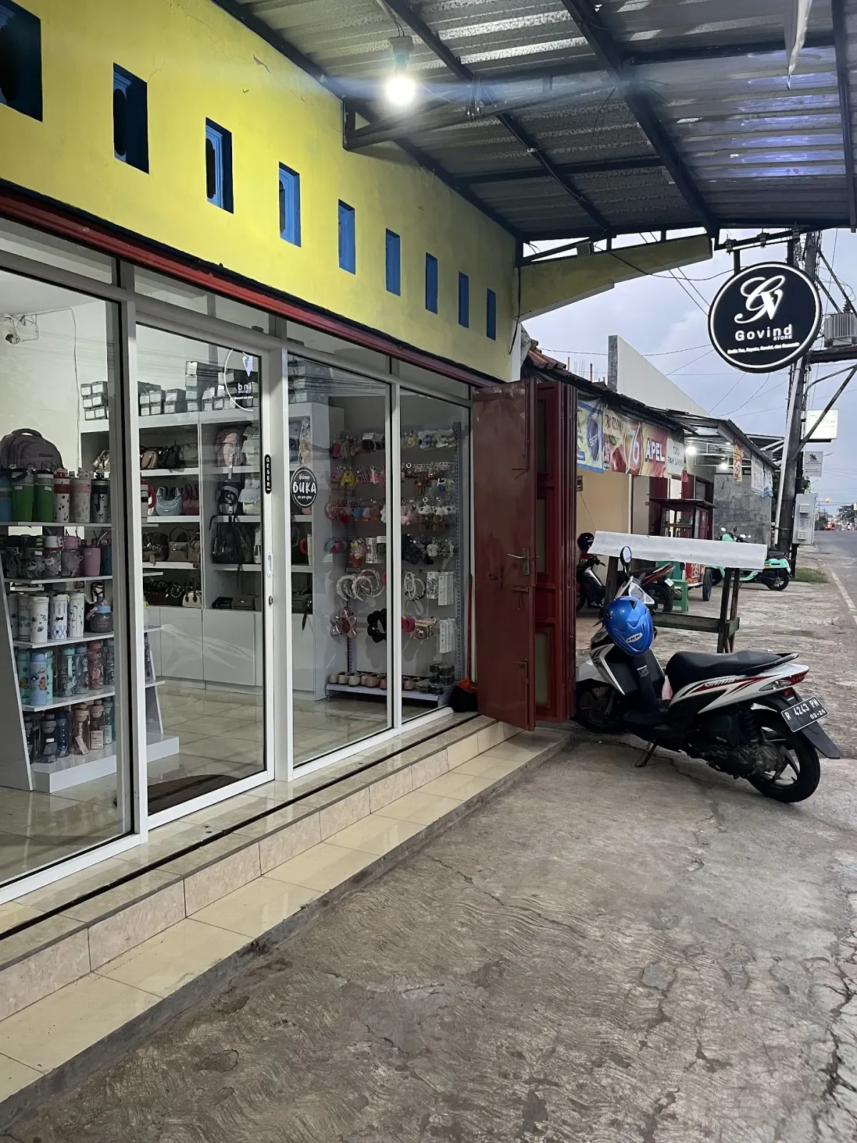 Govind store