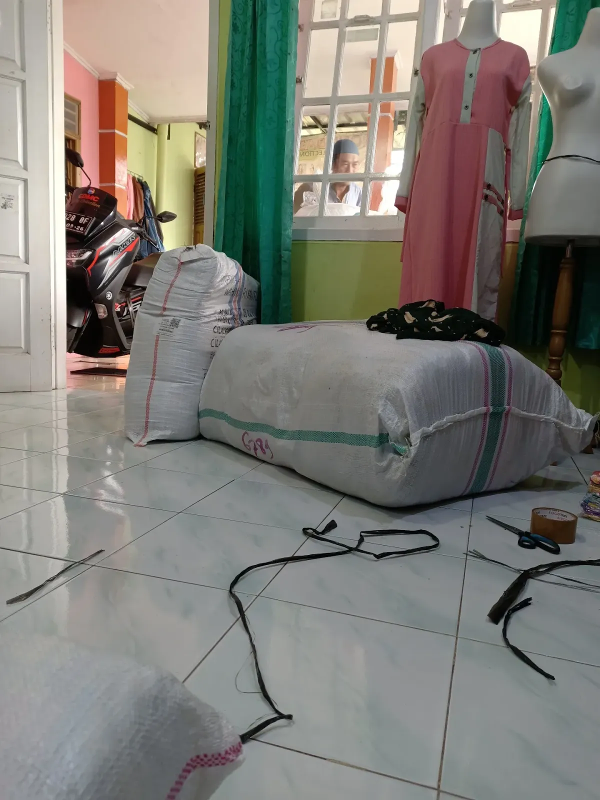 Grosir Daster Murah Cilacap