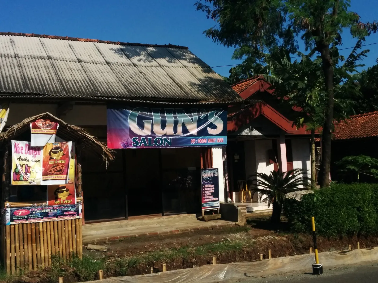 Gun's Salon