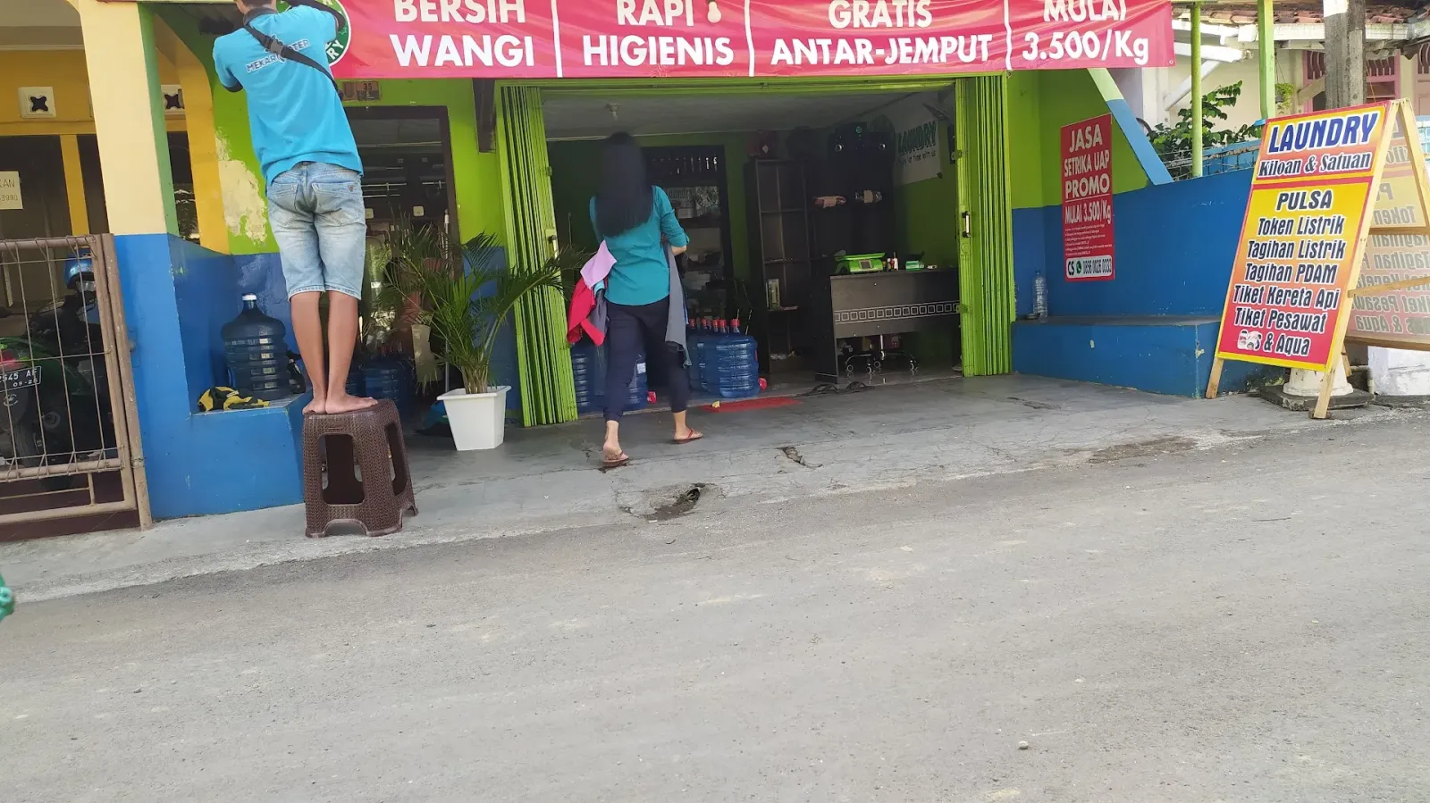 Haura Laundry