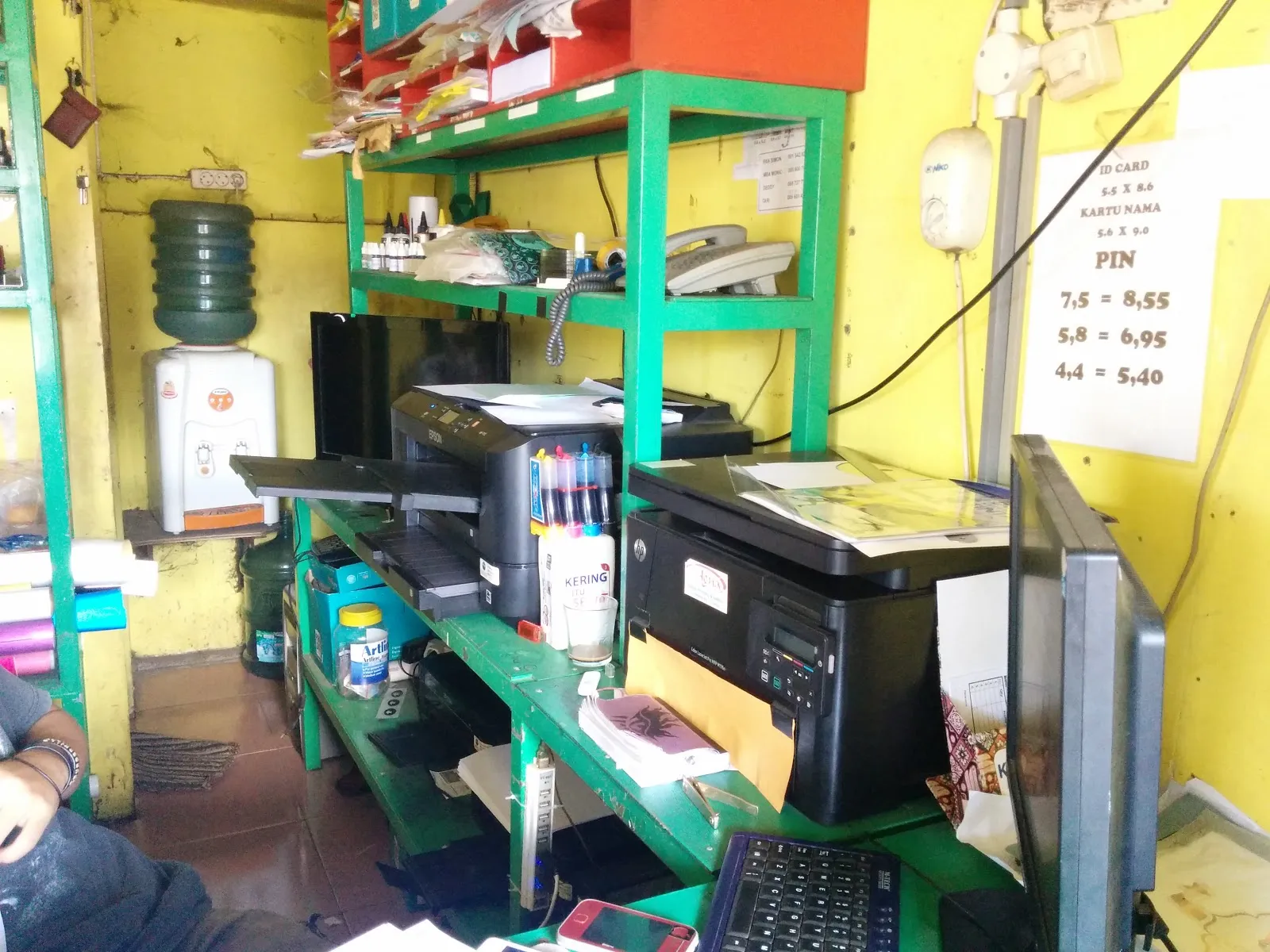 Hena Digital Printing & Photocopy Blok M Komprengan Cabang Katamso