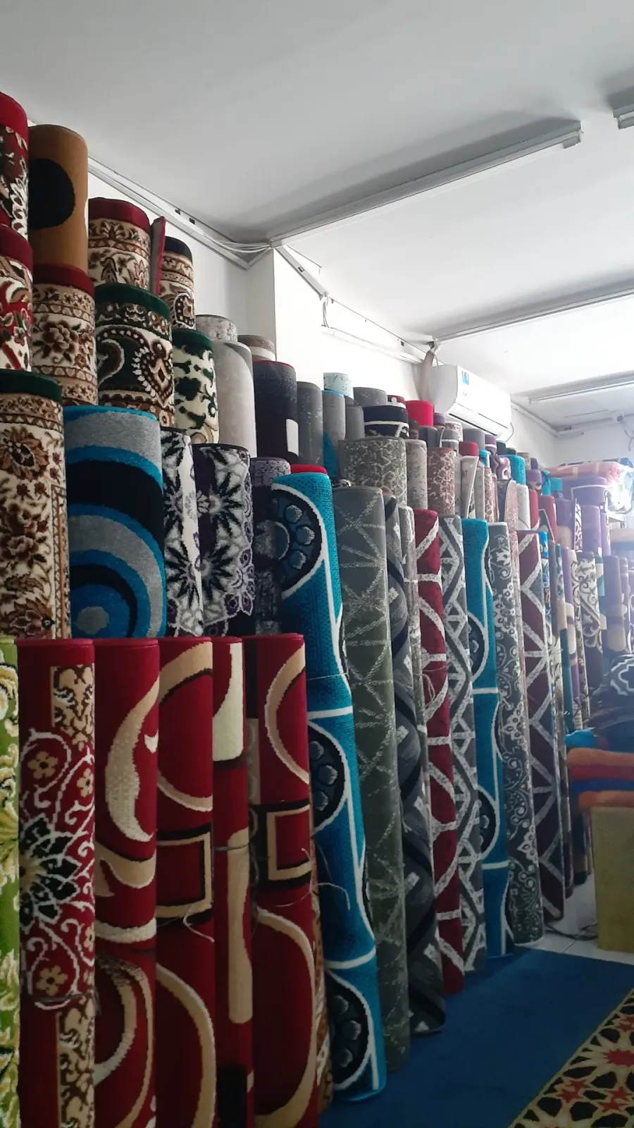 HJ Karpet Cilacap