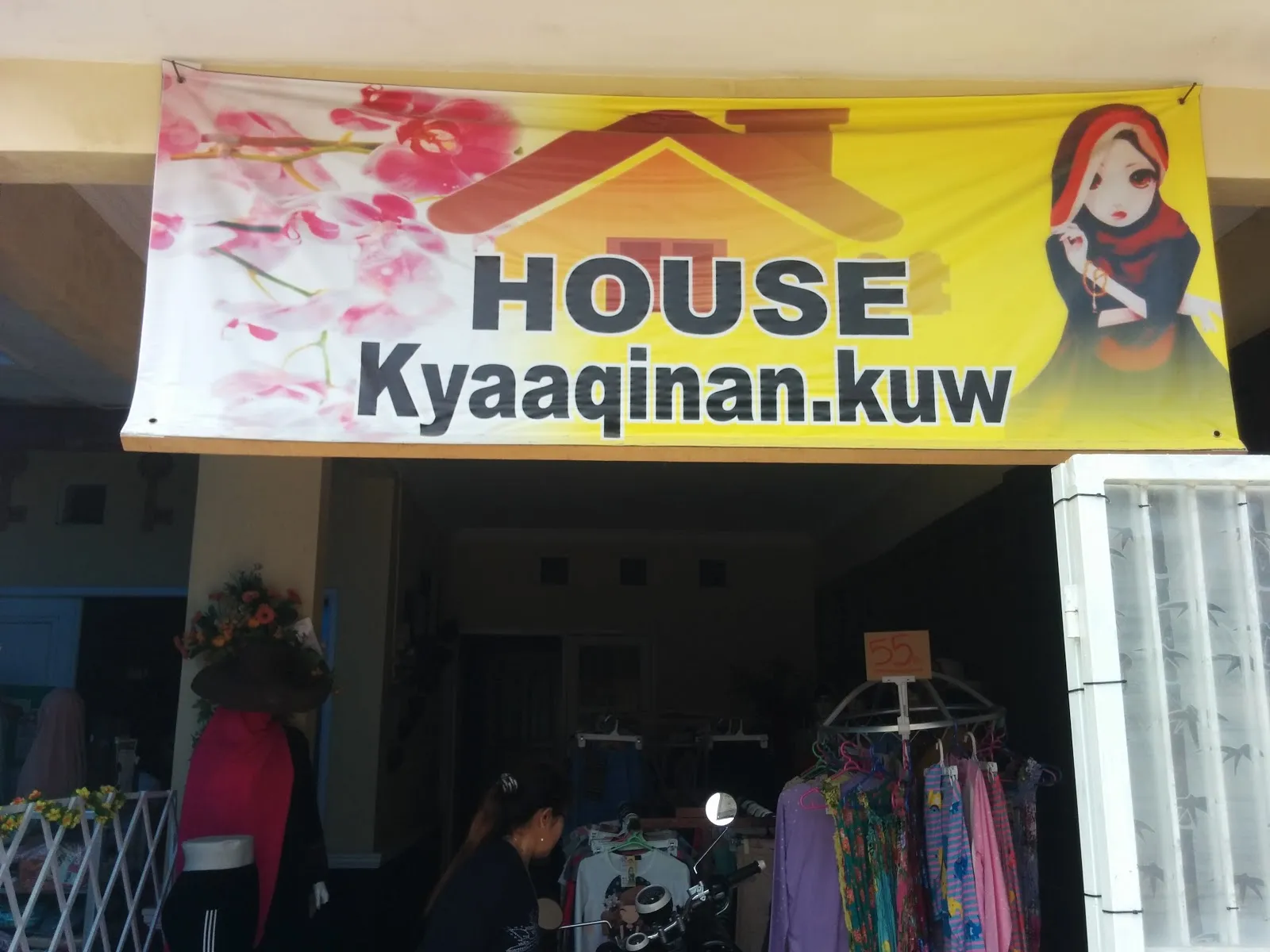 House Kyaaqinan.Kuw