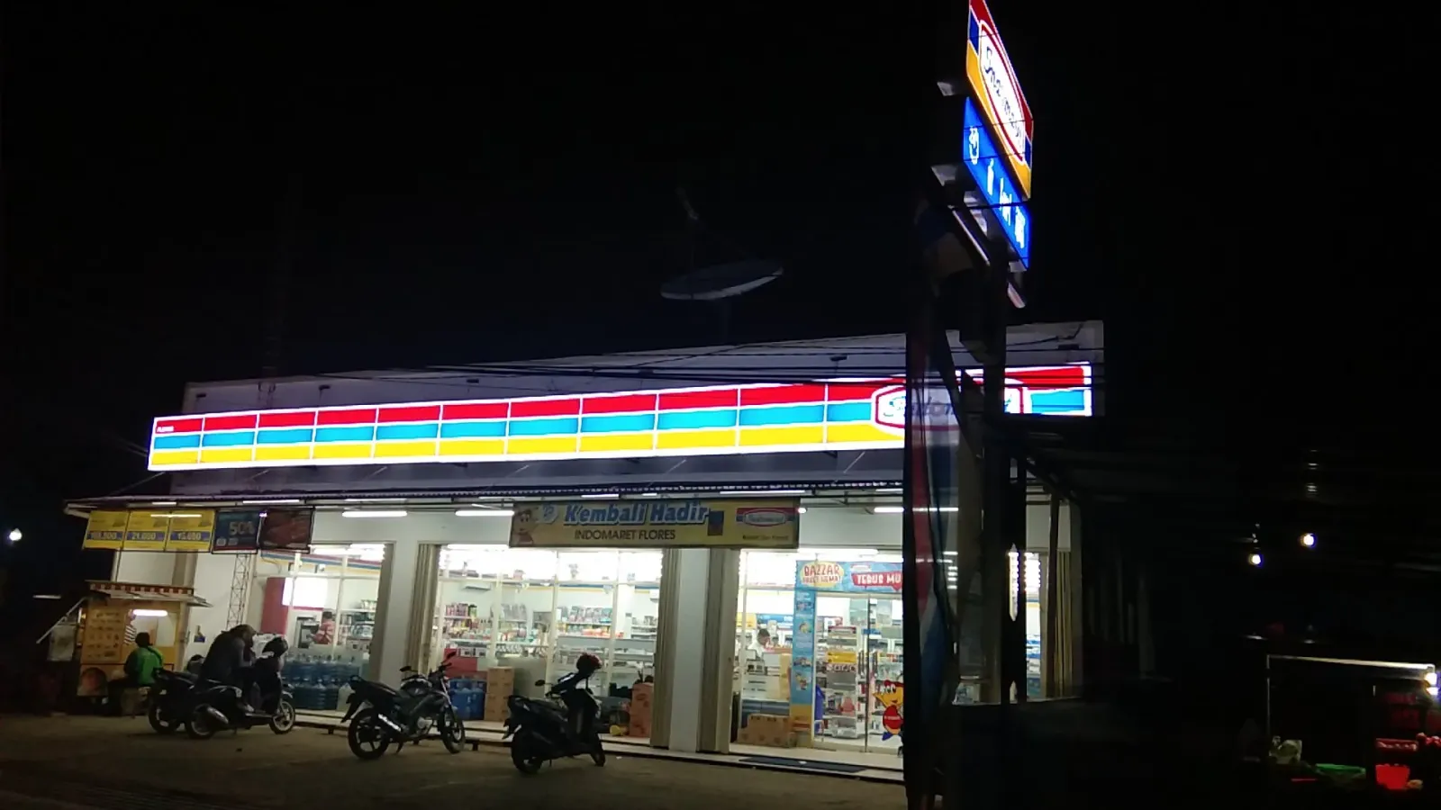 Indomaret Flores