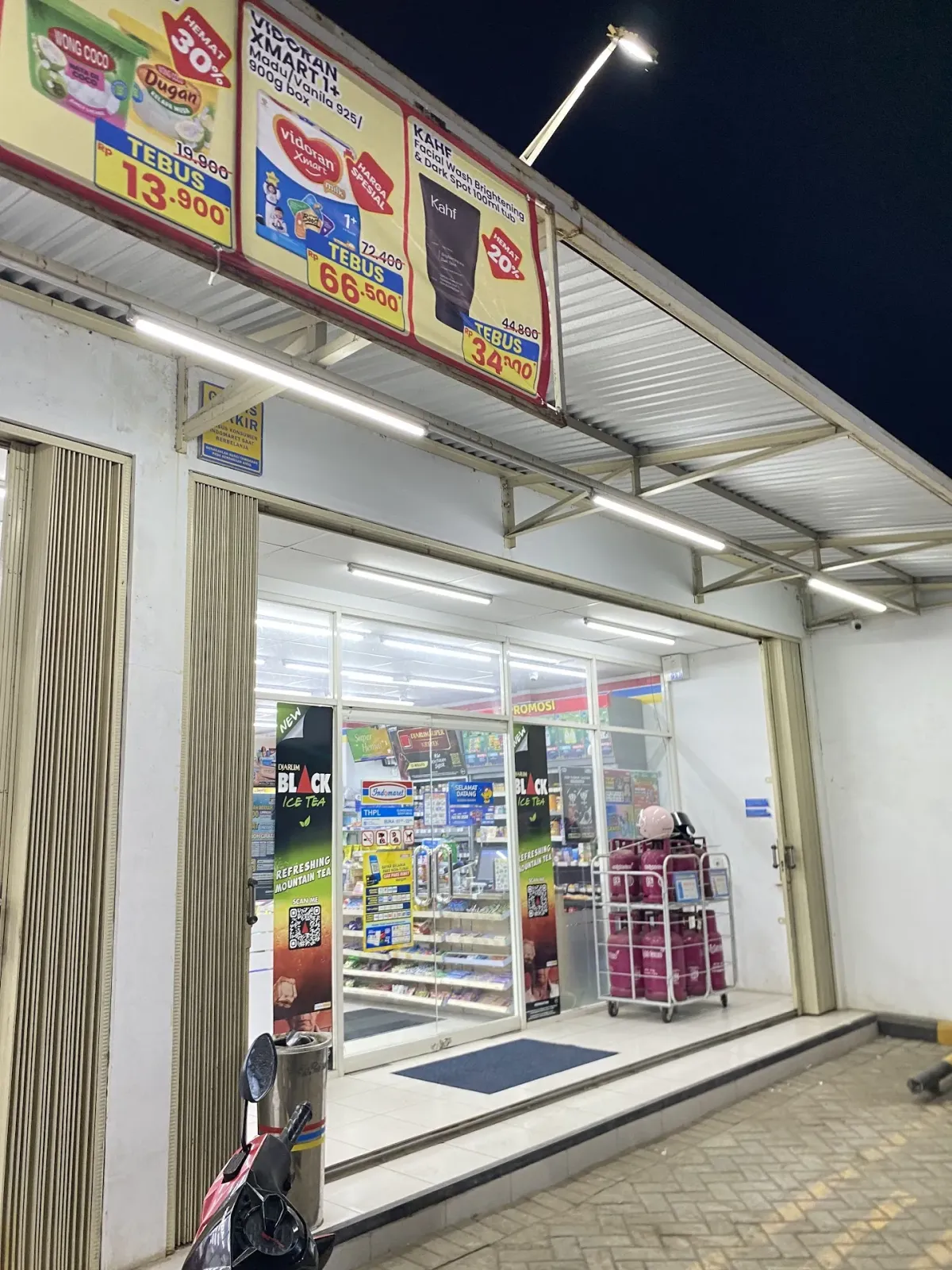 Indomaret Glingang Rawalo