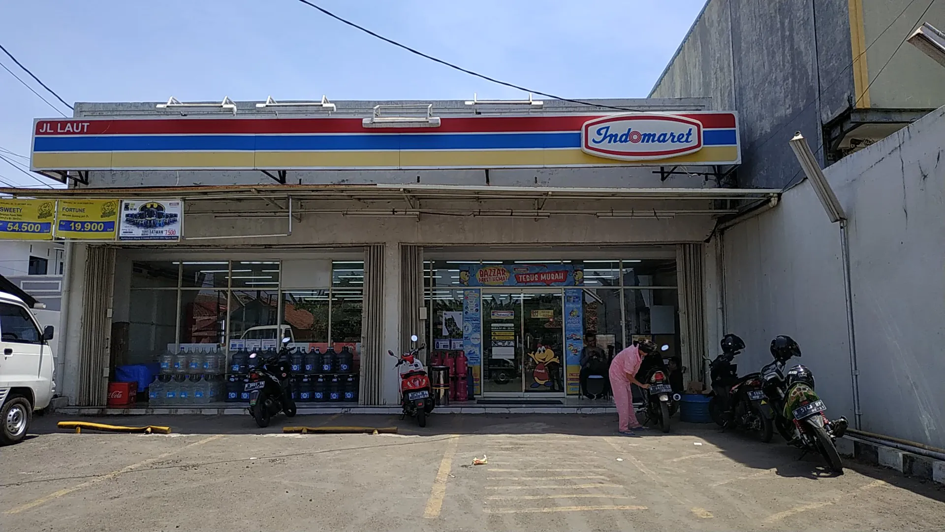 Indomaret Jalan Laut