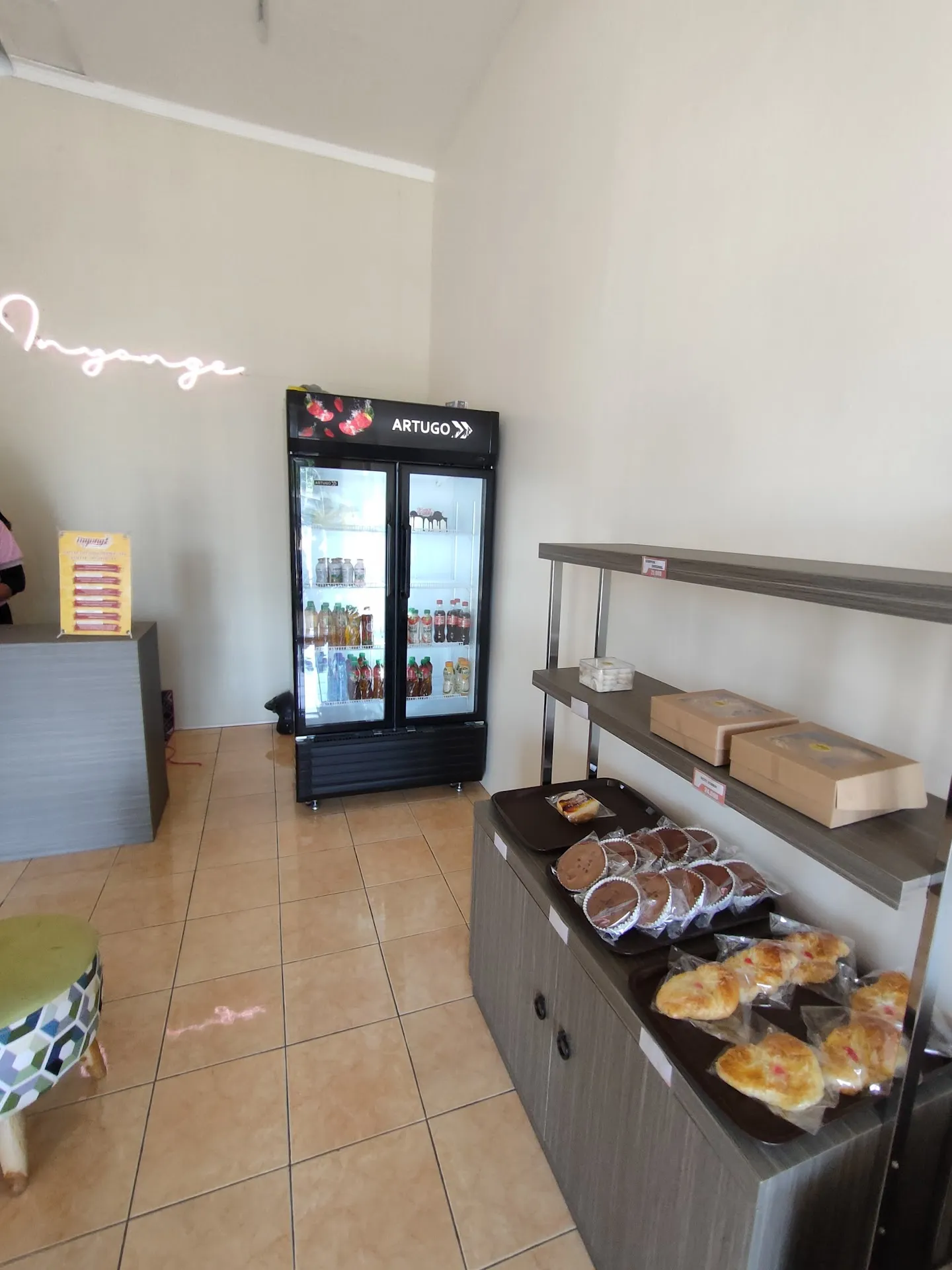 Inyonge Cake & Bakery Proliman