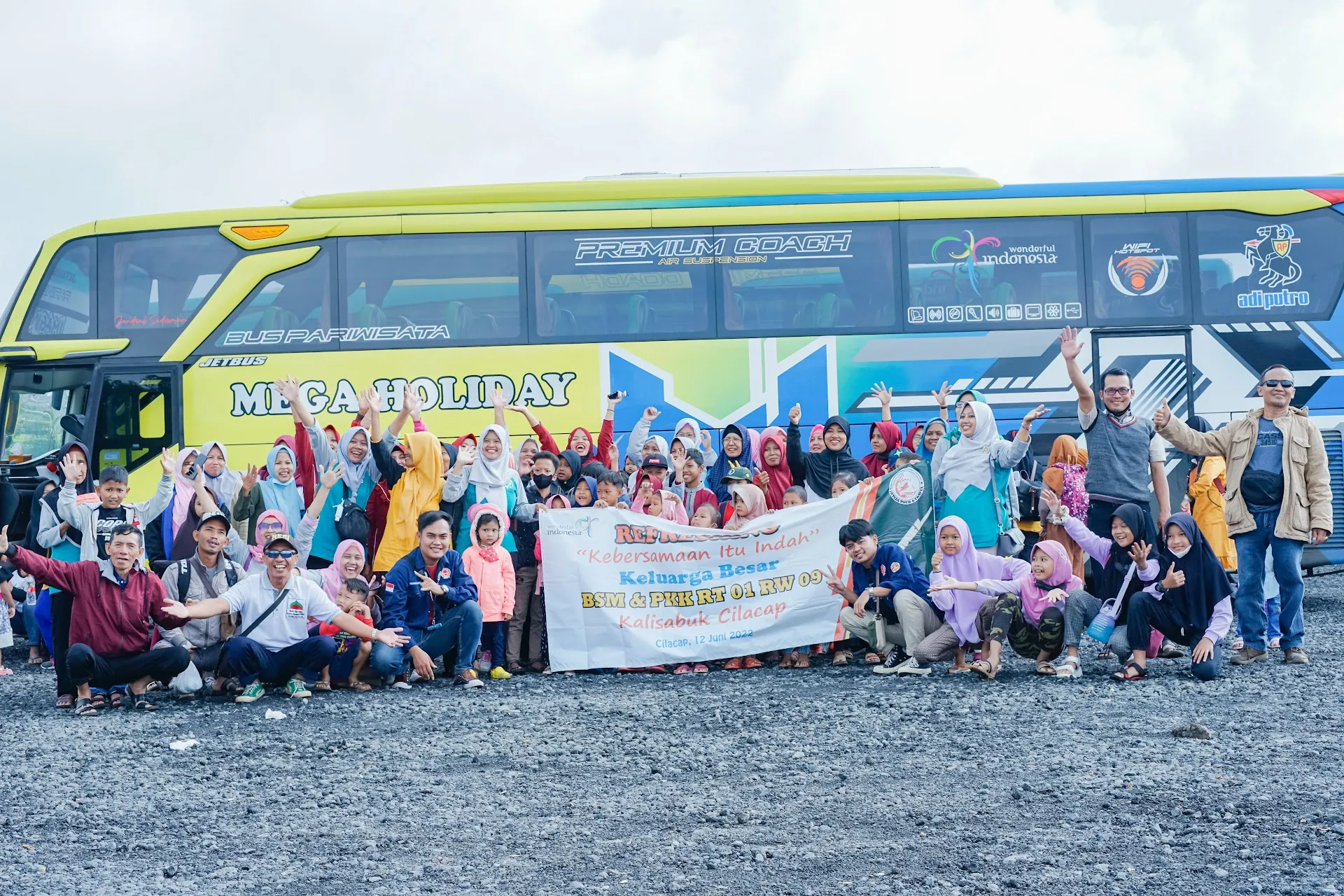 Irtiza Tour & Travel (Biro perjalanan wisata)