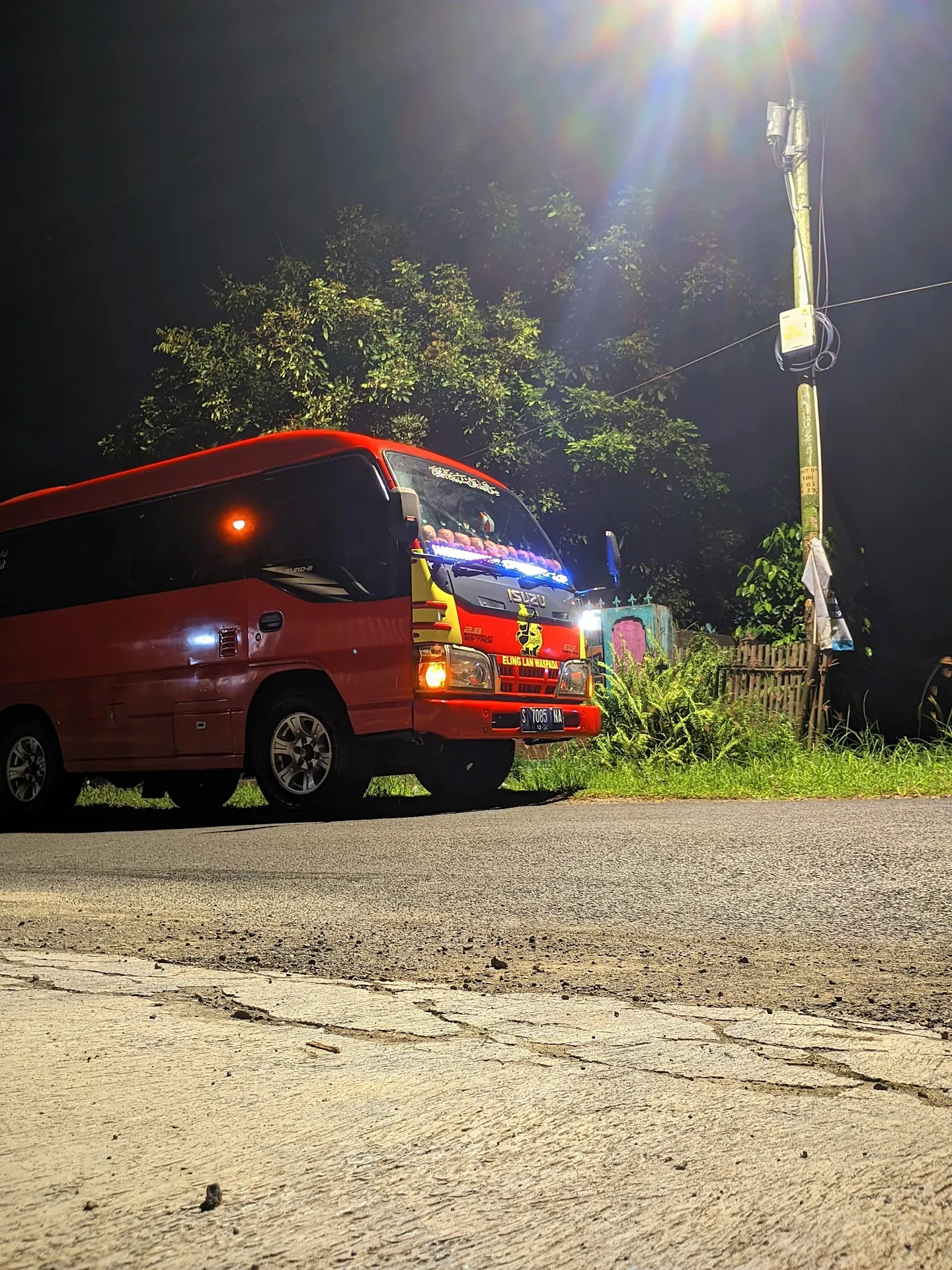 Iyann jasa transportasi