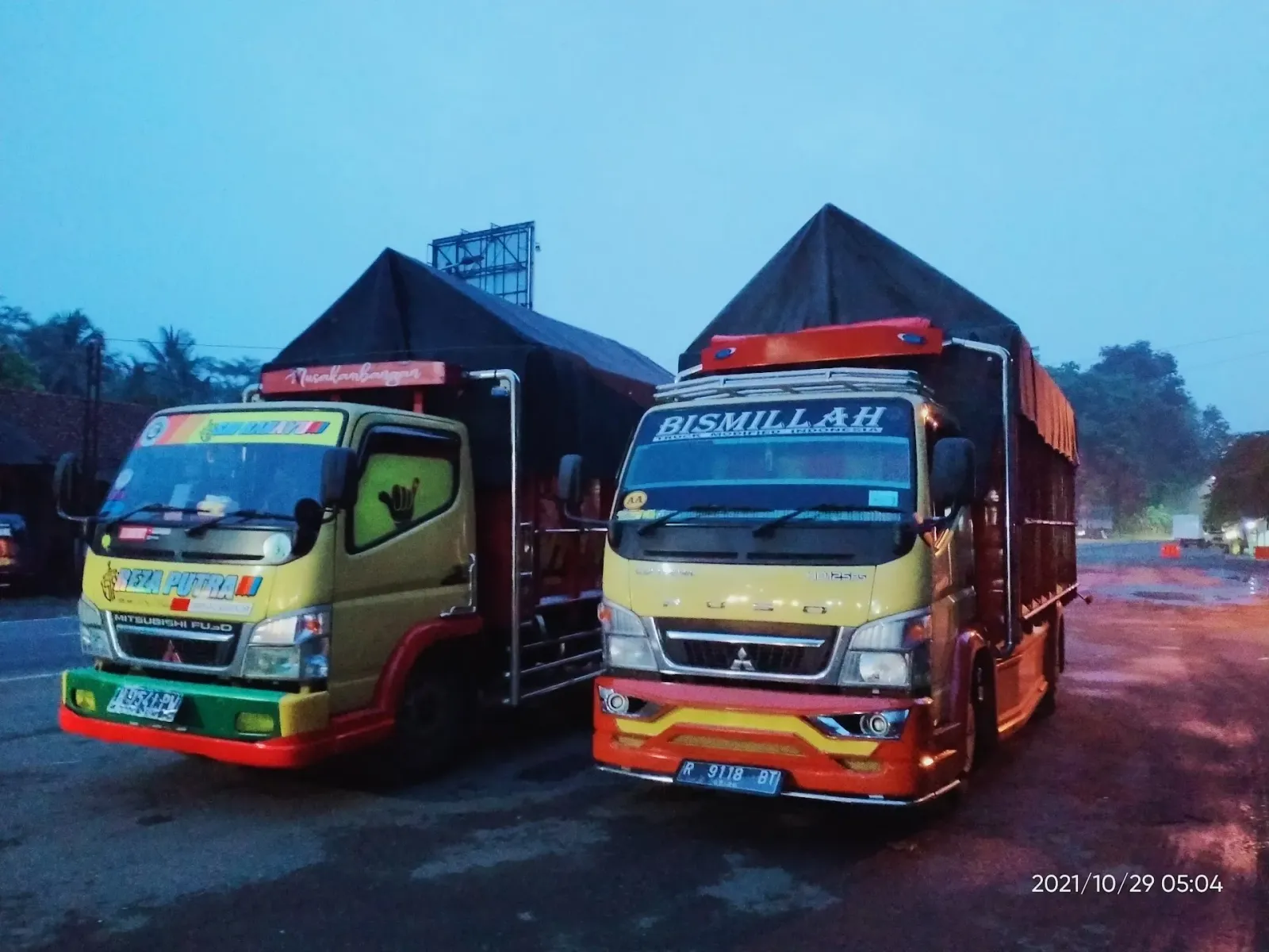 Jasa antar jemput dalam kota dan luar kota