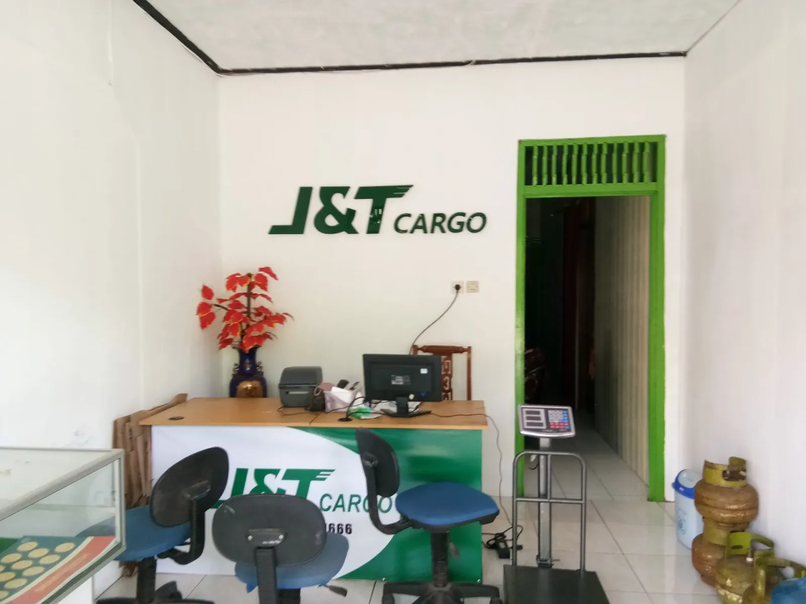 J&T Cargo Binangun 1
