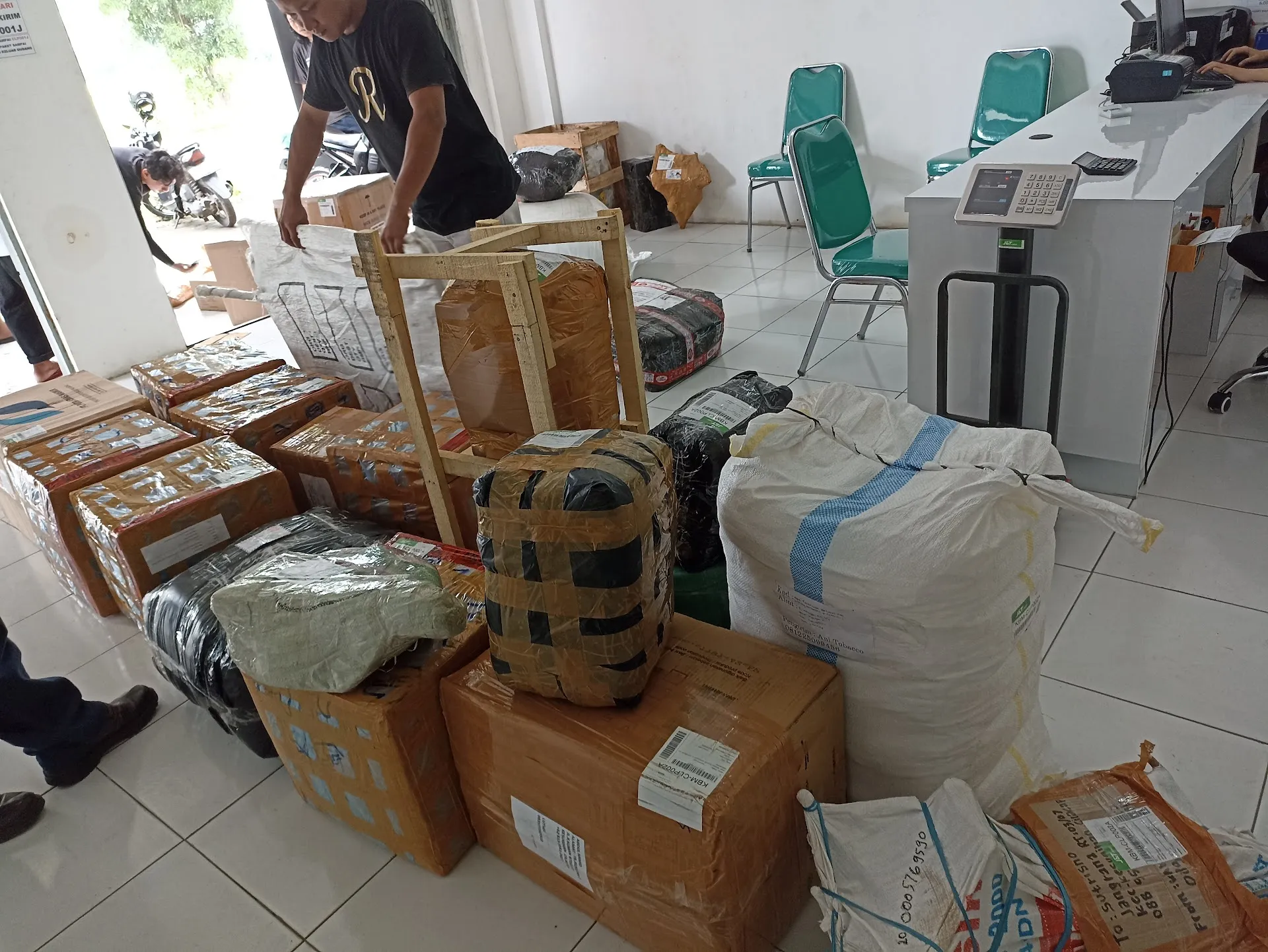 J&t Cargo Cilacap Mitra Clp002A