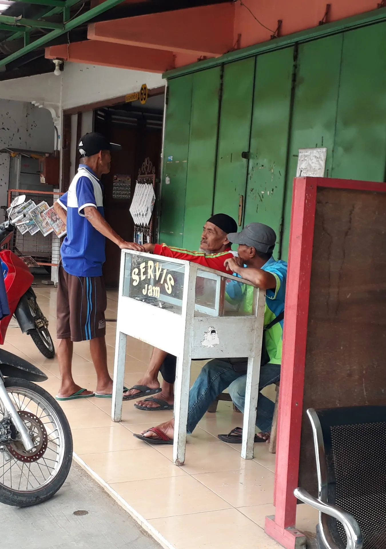 Jual Pakan Burung,ayam Dan Ikan "Florida"