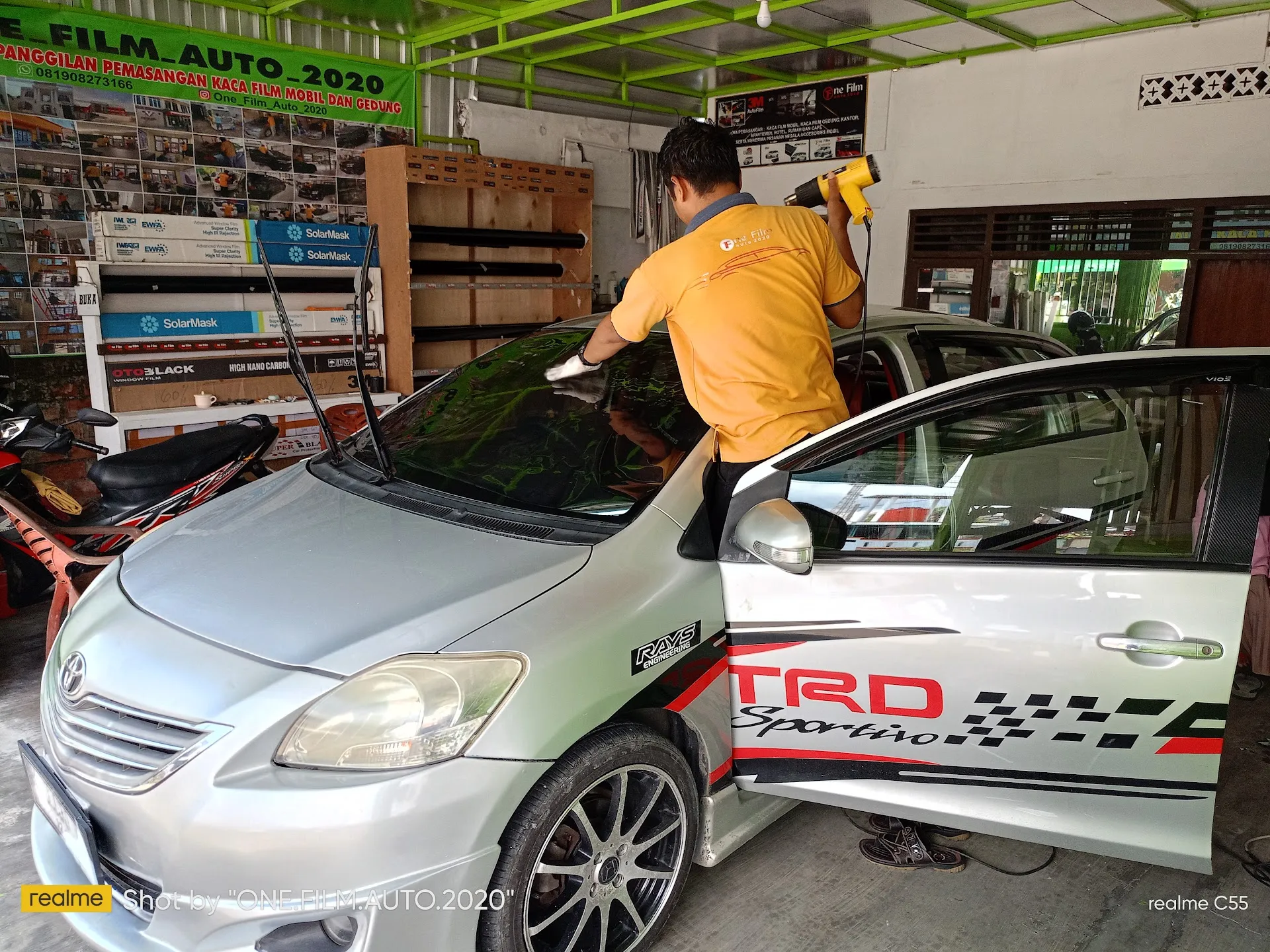 Kaca Film Mobil Dan Gedung Cilacap