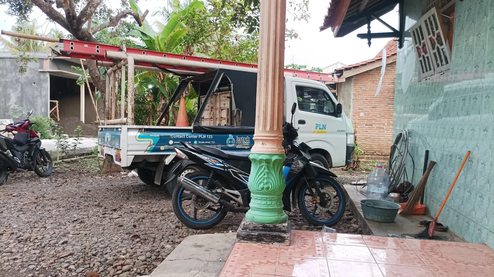 kantor jaga PLN haleyora power Jatilawang