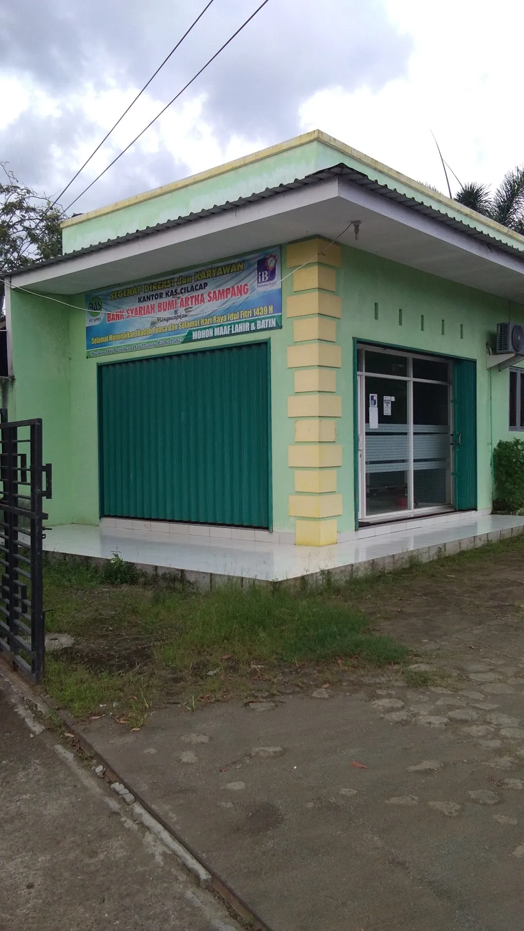 Kantor Kas Cilacap Bank Syariah Bumi Artha Sampang