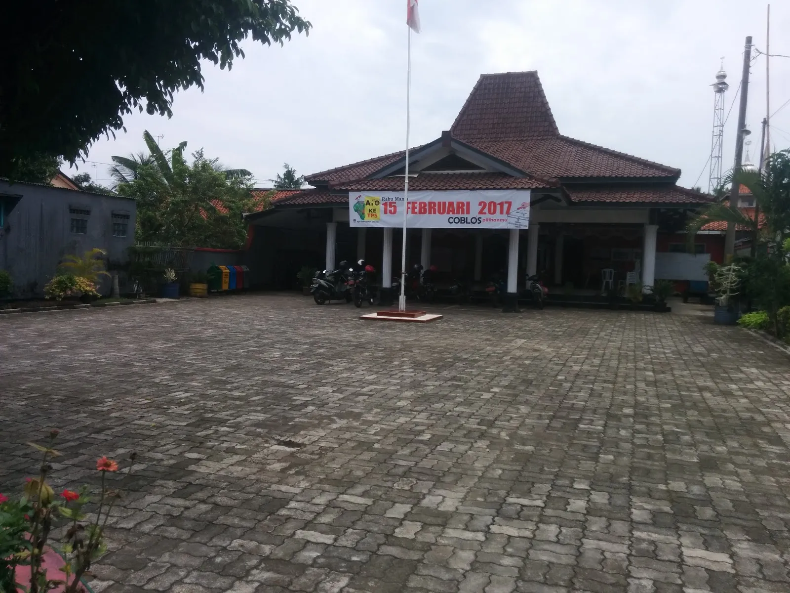 Kantor Kelurahan Lomanis