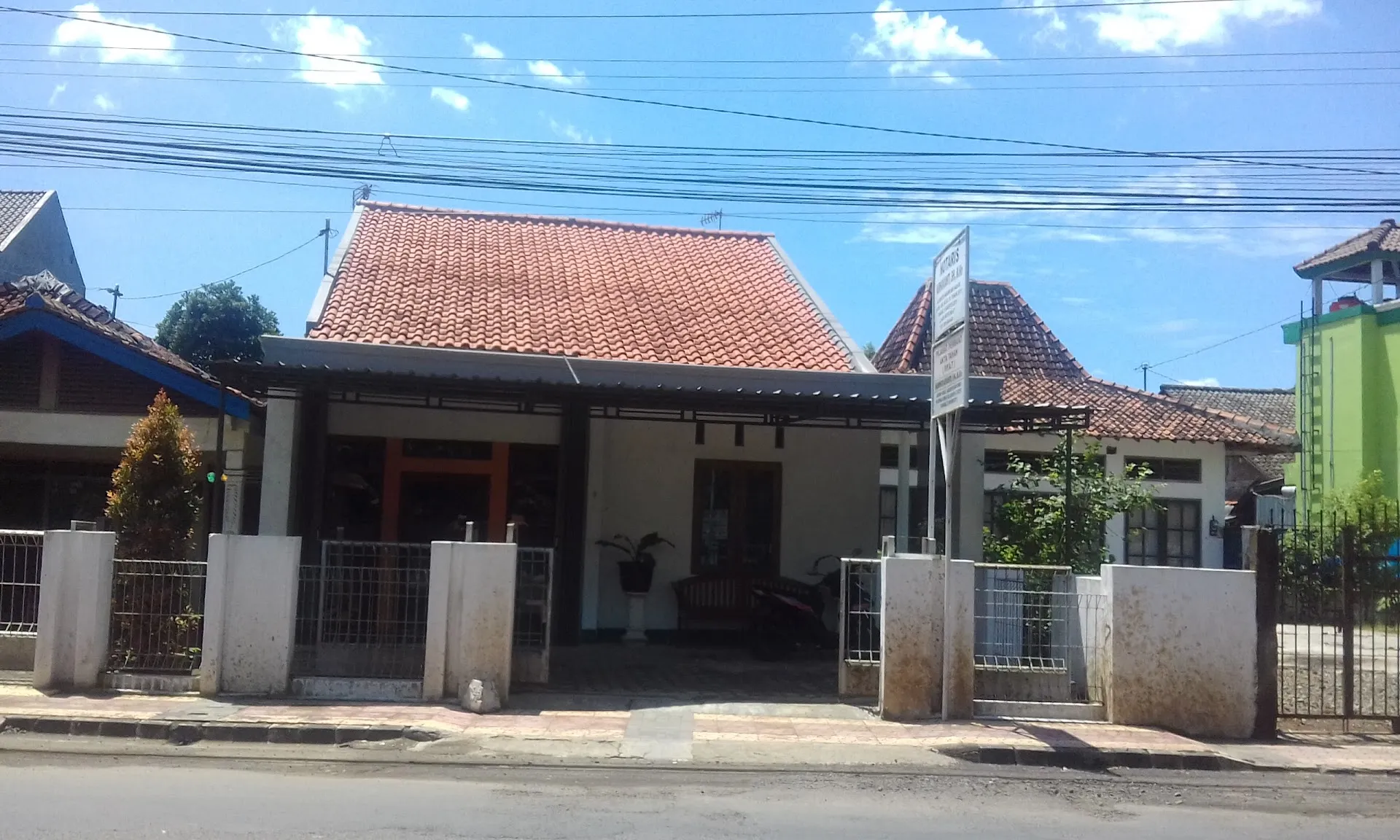 Kantor Notaris Nurhidayanti SH, MKn