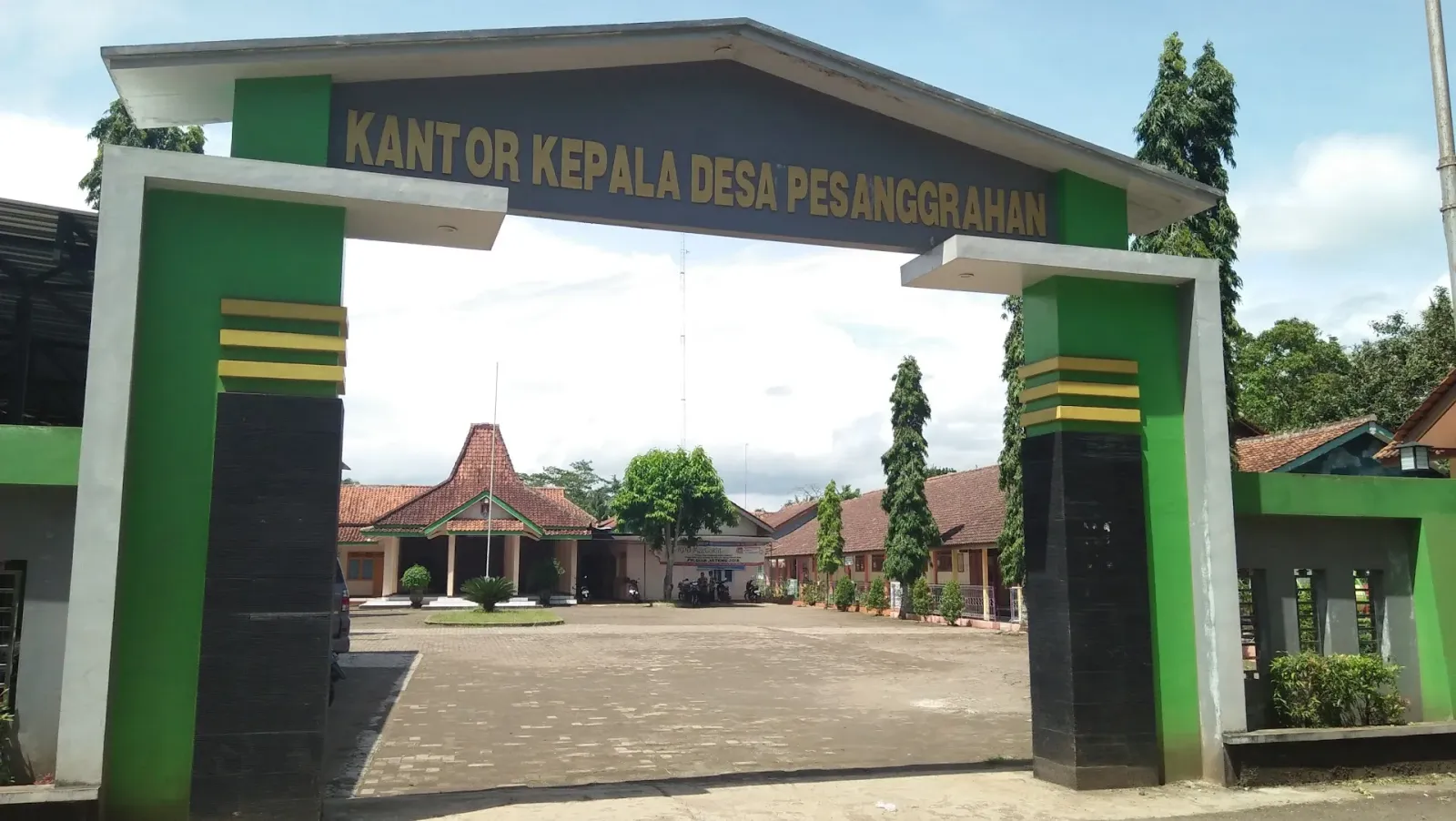 Kantor Pemerintah Desa Pesanggrahan