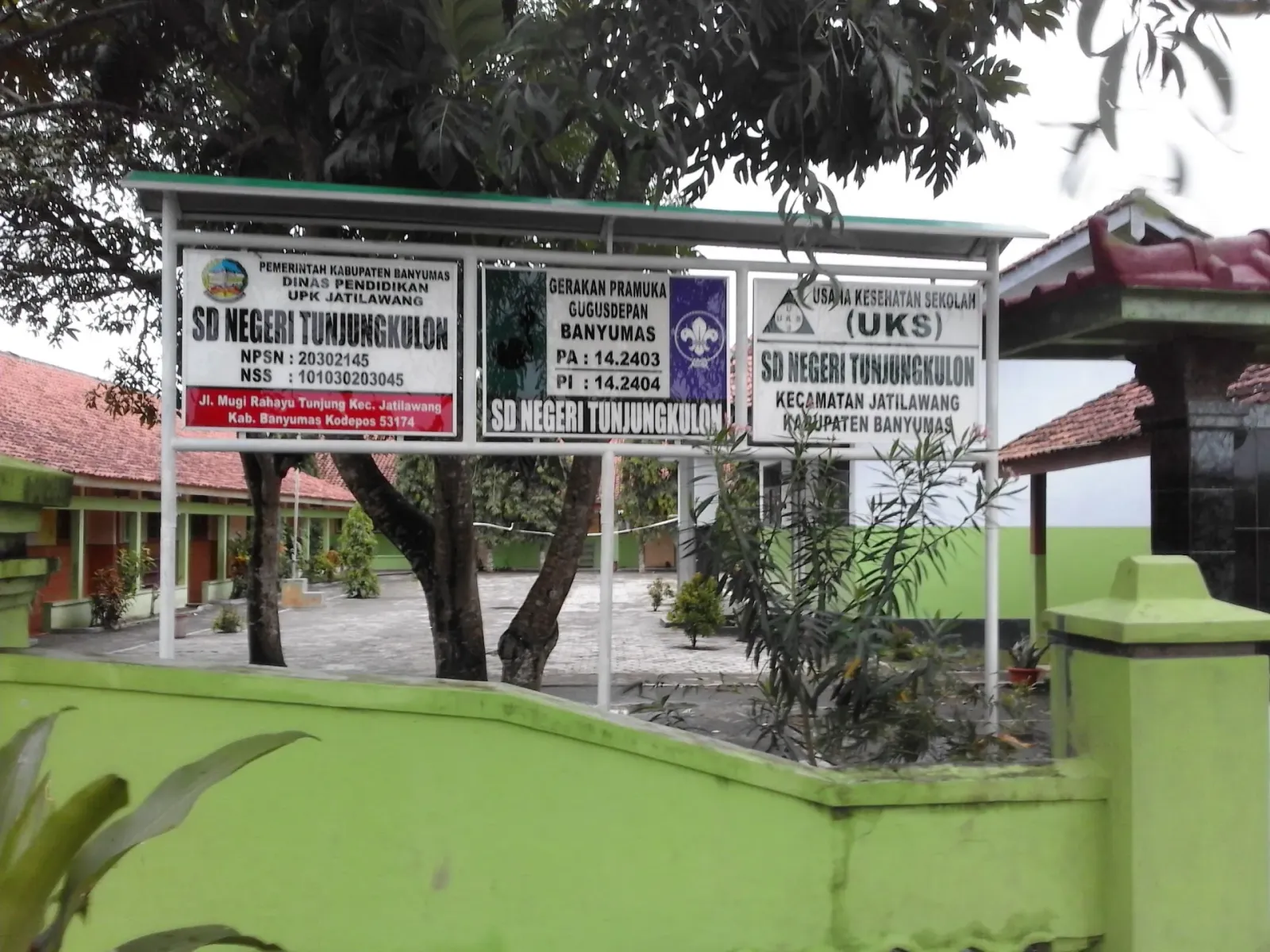 Kantor sekolah