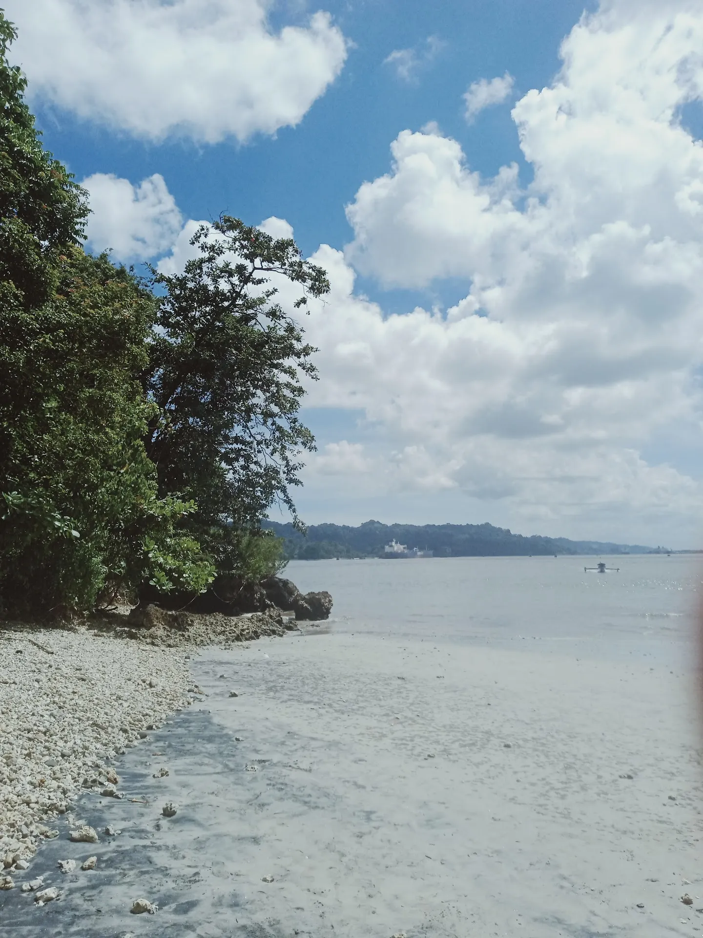 Karang Bolong Nusakambangan