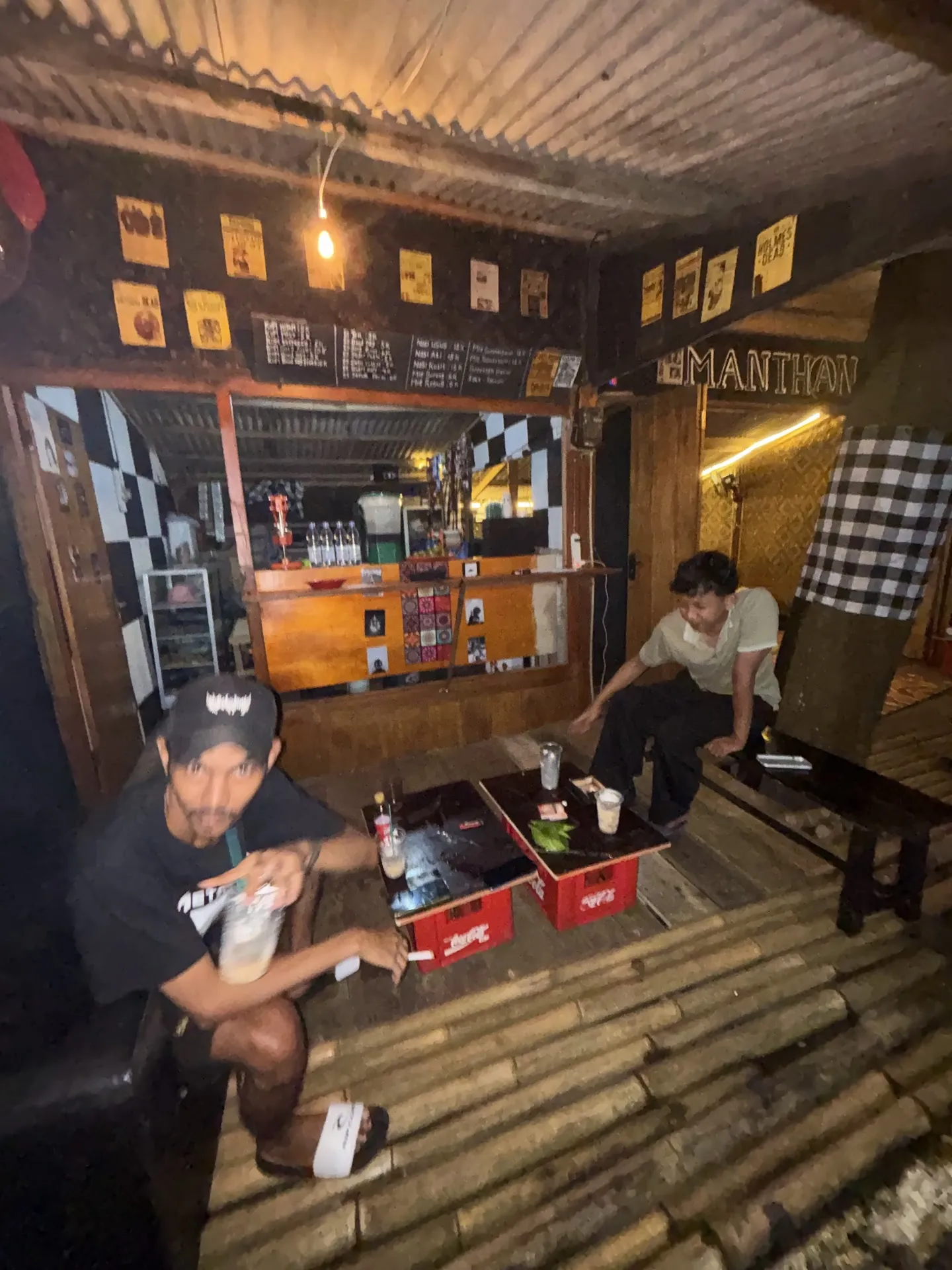 KEDAI KOPI MANTHANA