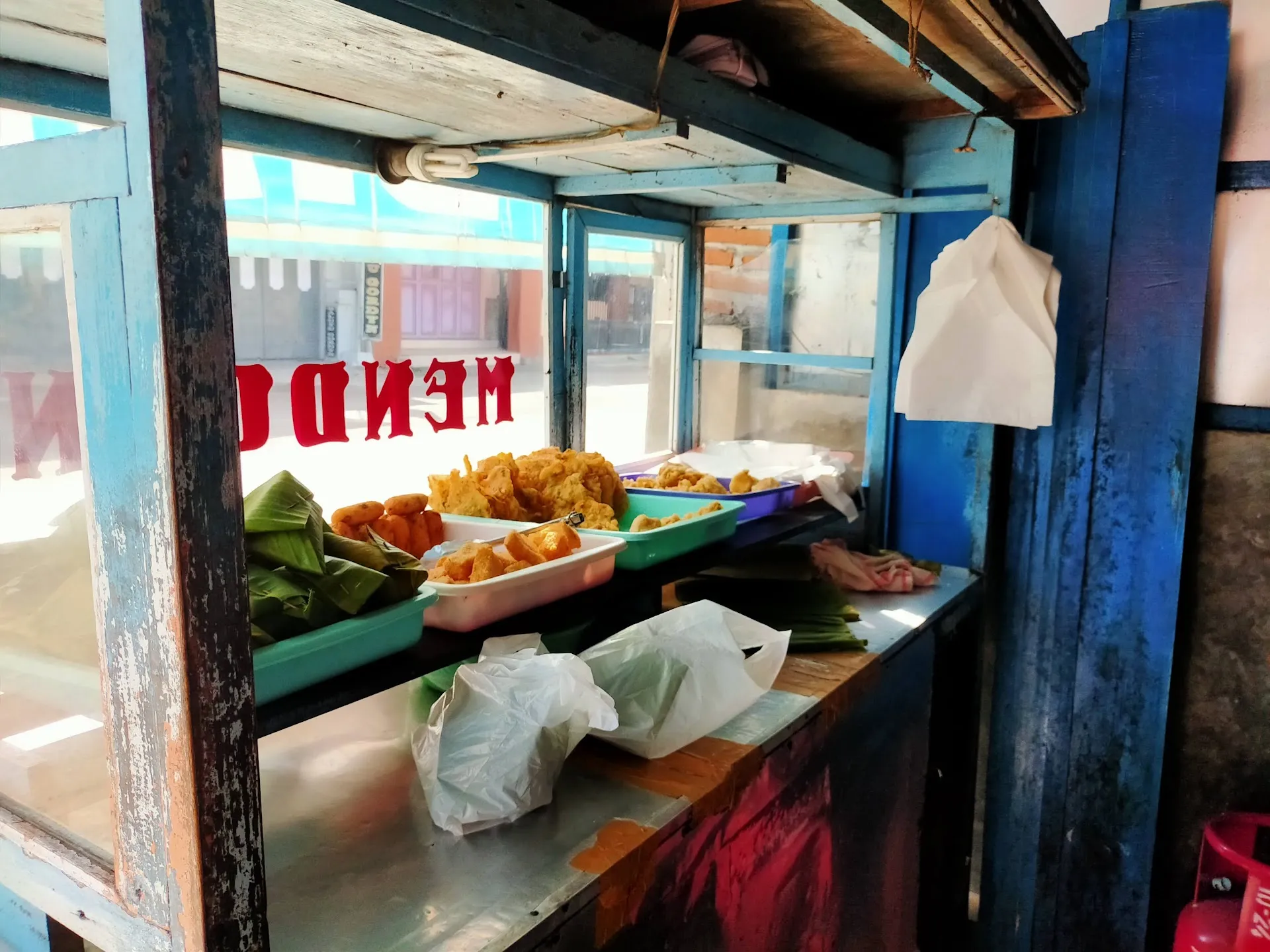 Kedai Mendoan Jos Busage