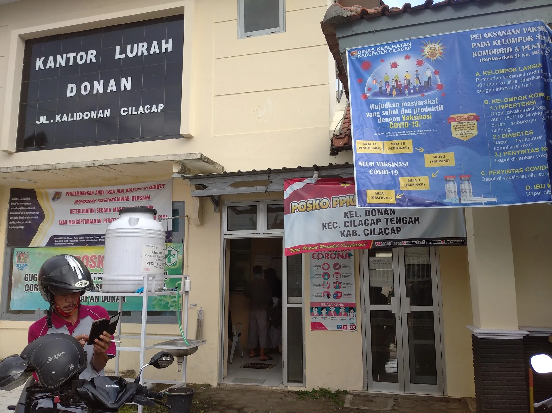 Kelurahan Donan