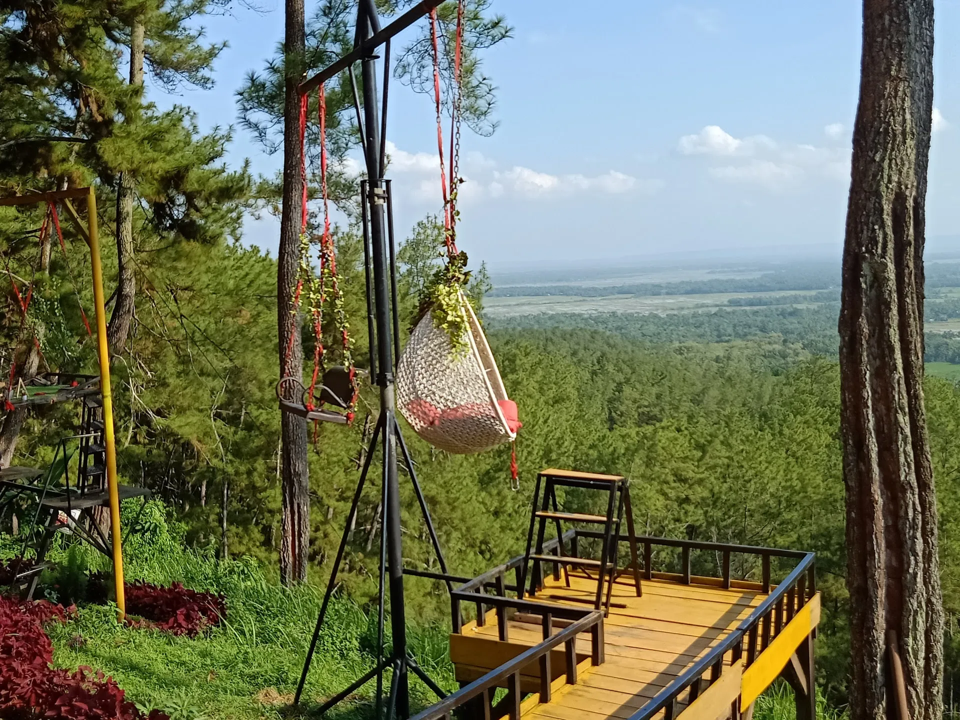 Kemit Forest Education