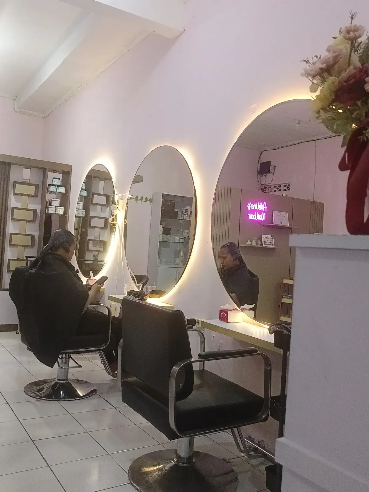 Kevin Salon Rasiti