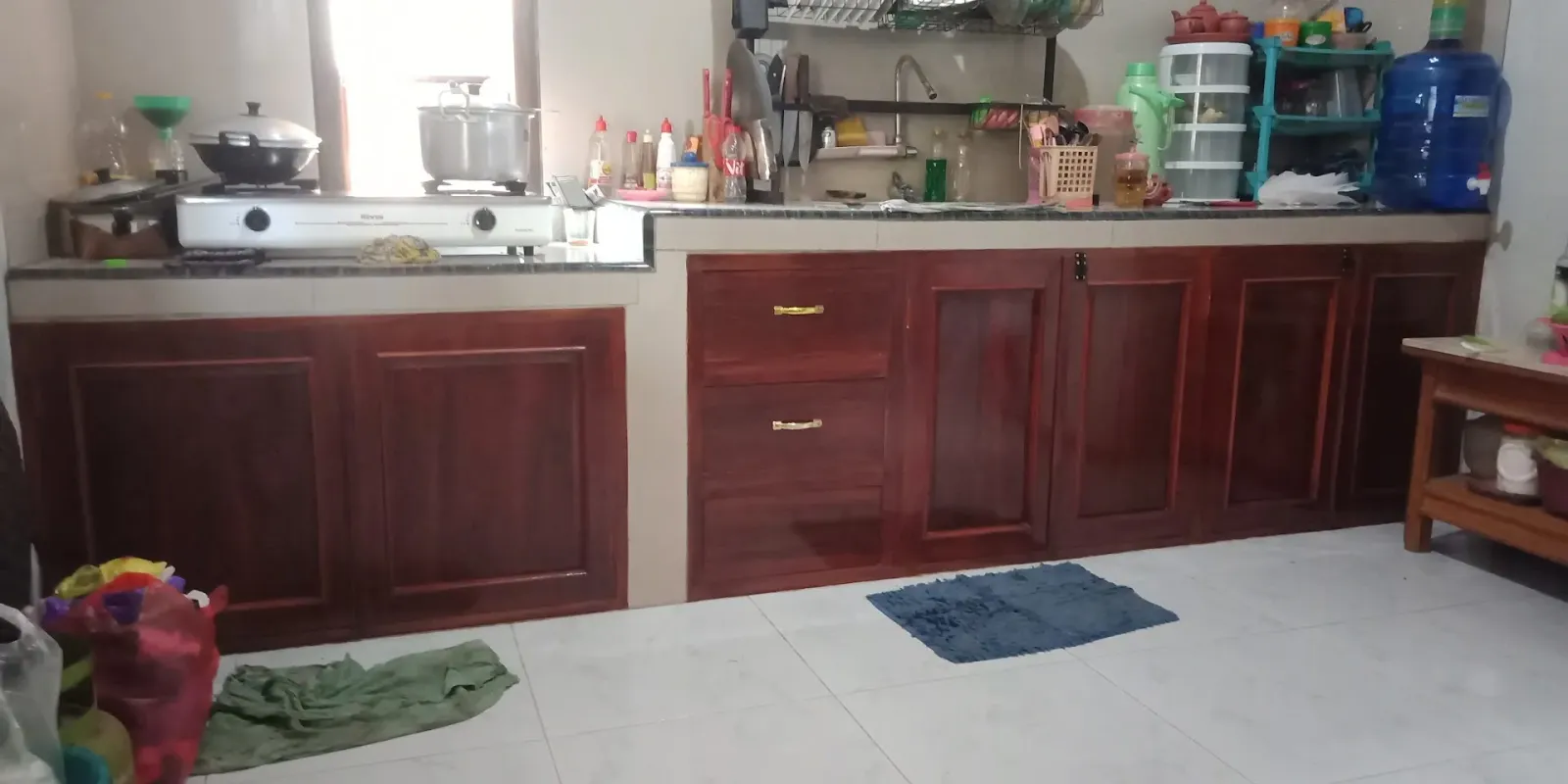 Kios Kayu BALONGAN