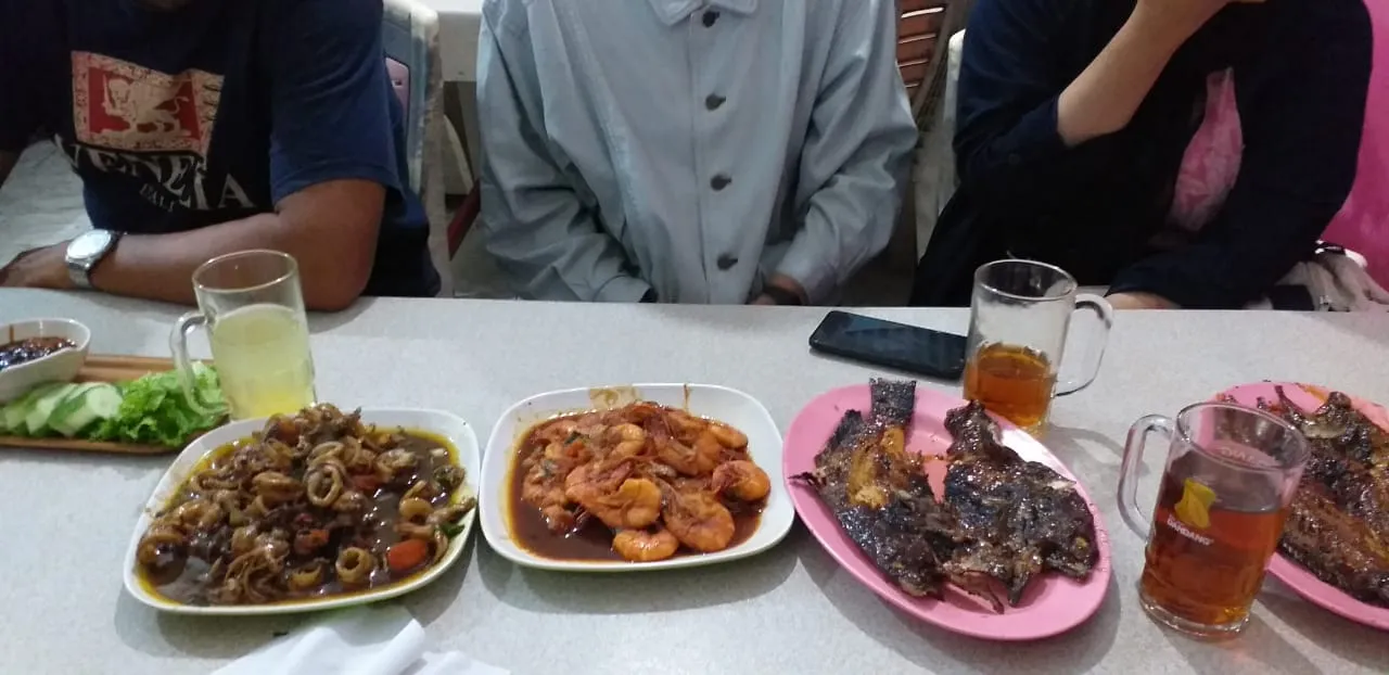Kios Lesehan Ikan Bakar & Sea Food Shidhi Sari Pak Karsidi