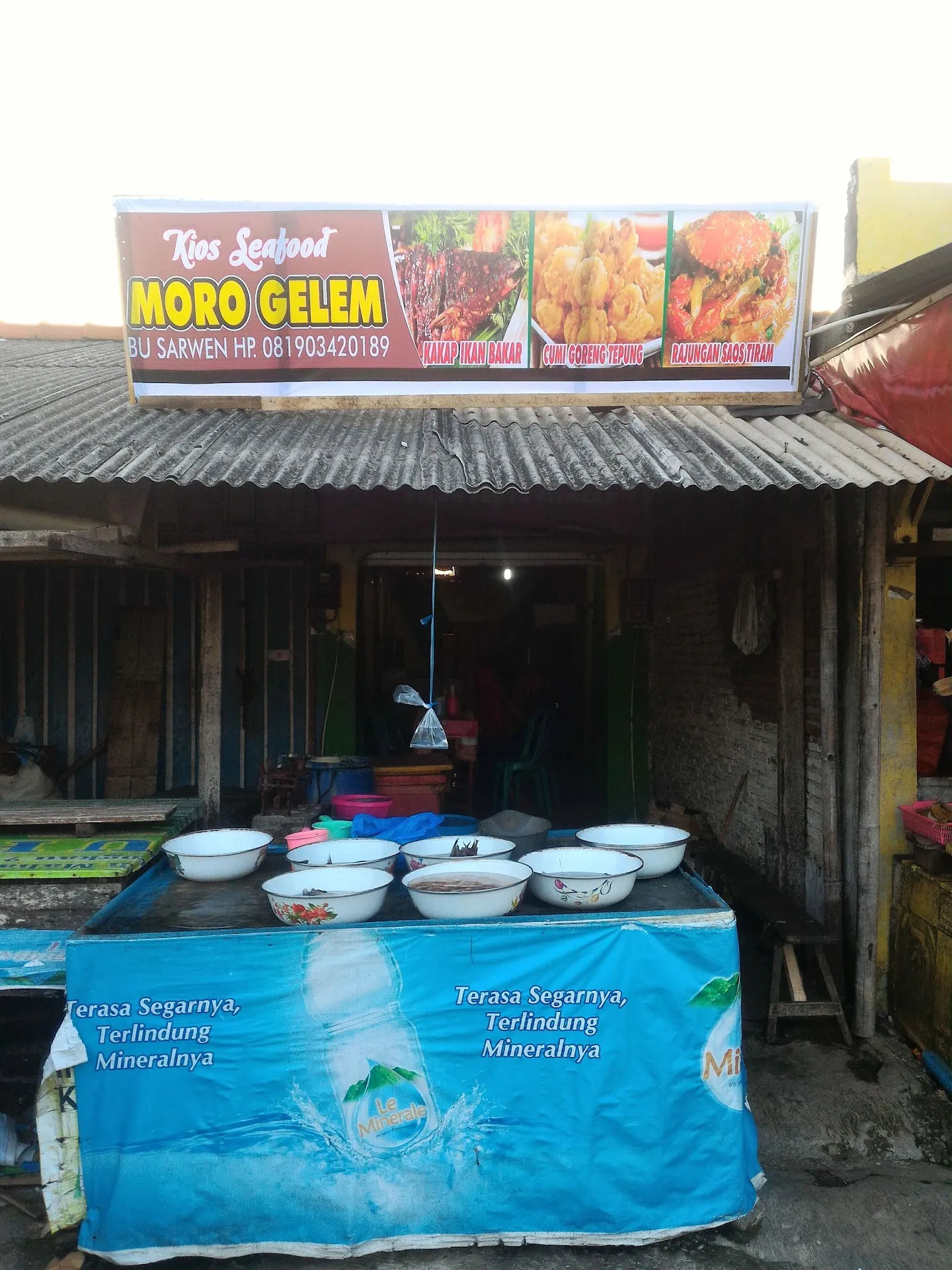 Kios Seafood MORO GELEM