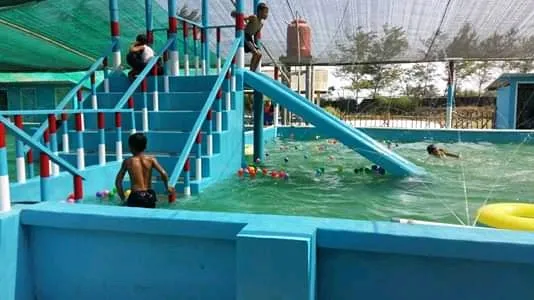 Kolam Renang Banyu Biru