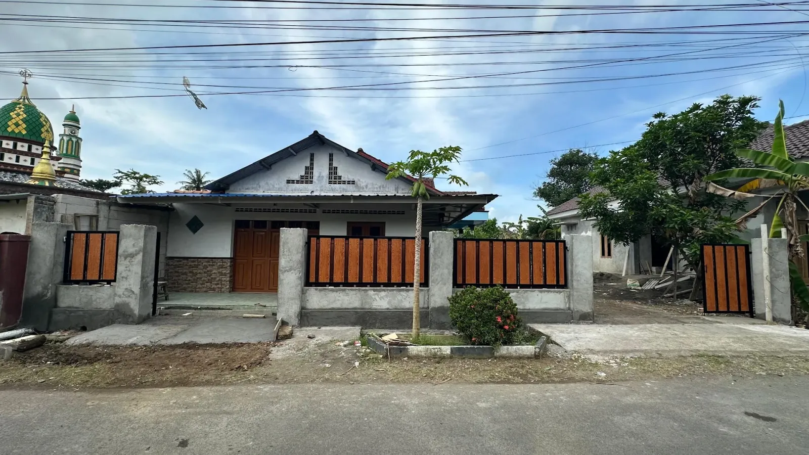 Kontrakan GOSUR