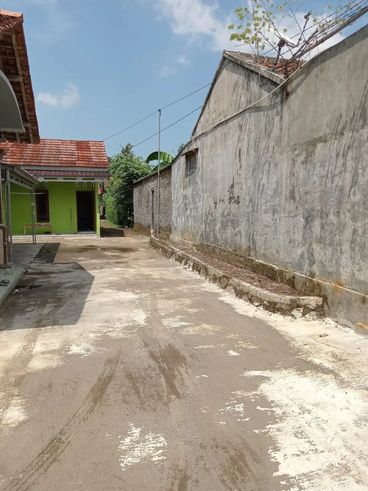 Kontrakan Rifina