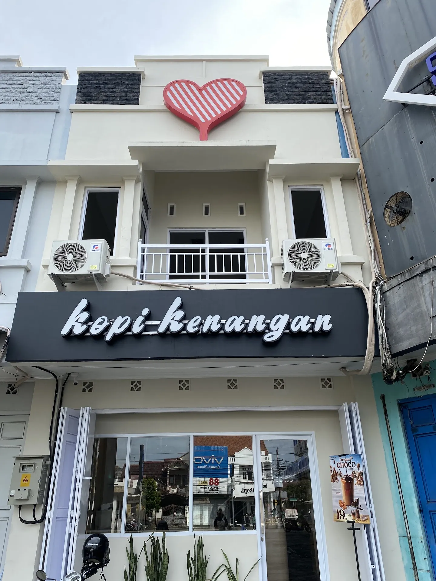 Kopi Kenangan - Ruko S.Parman Cilacap