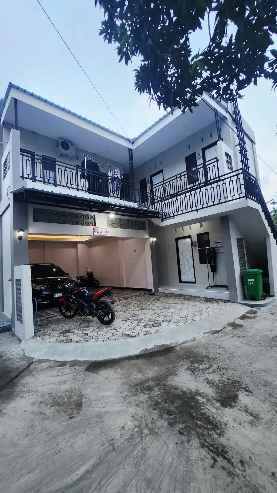 KOST BU IKA