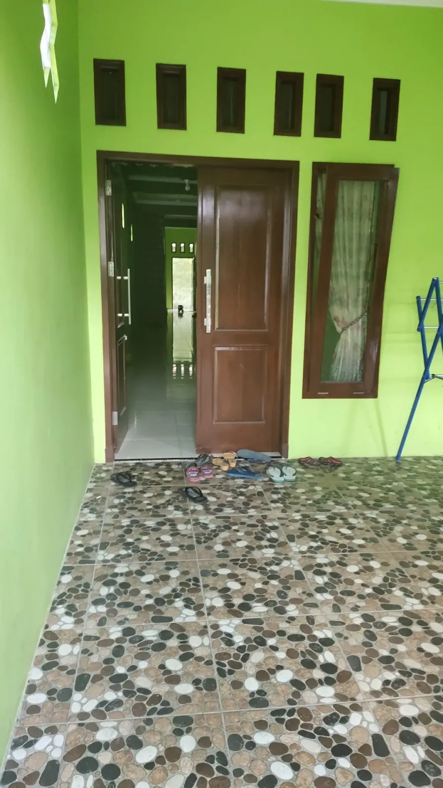 Kost pelangi