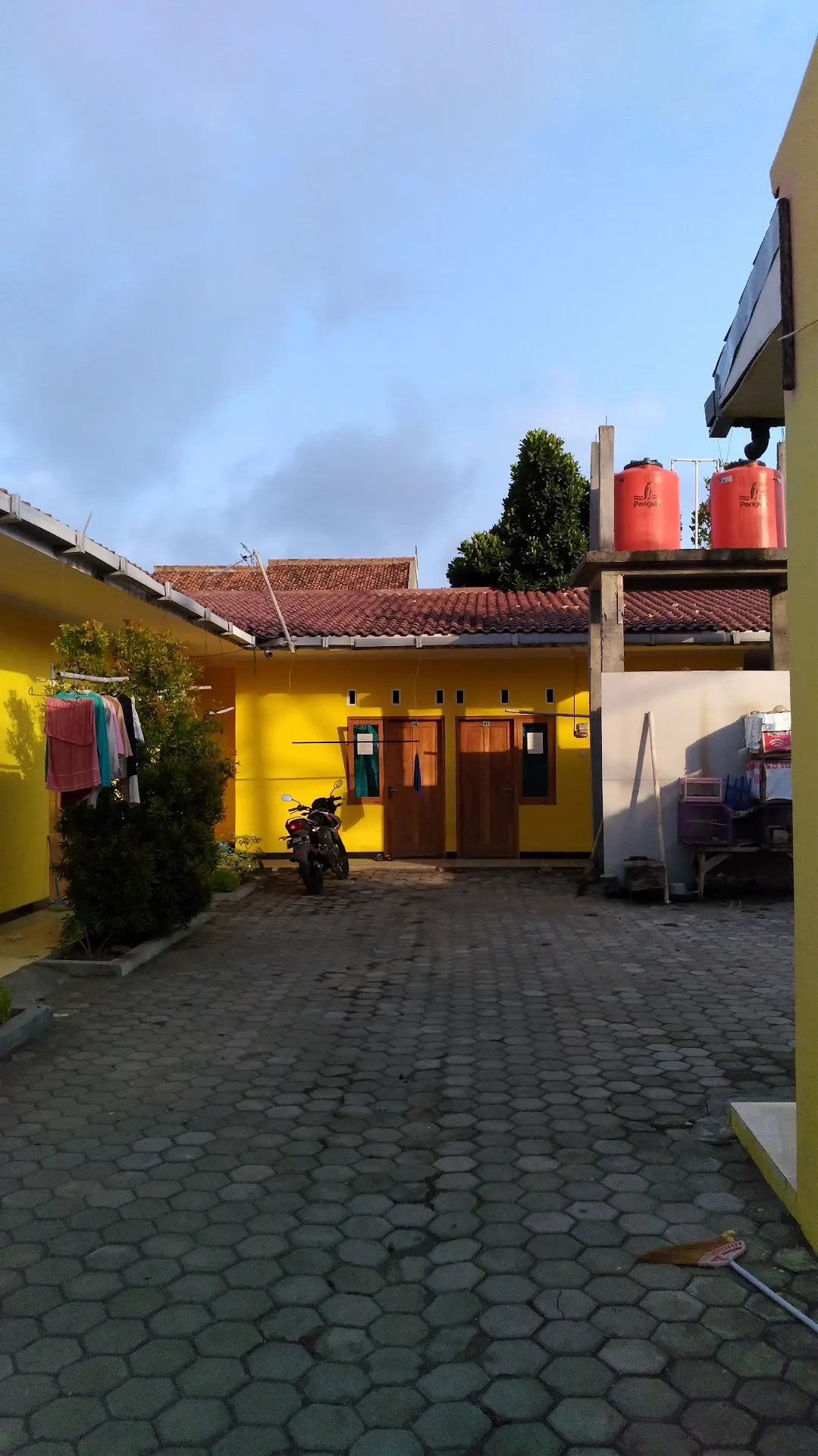Kost Purwojaya