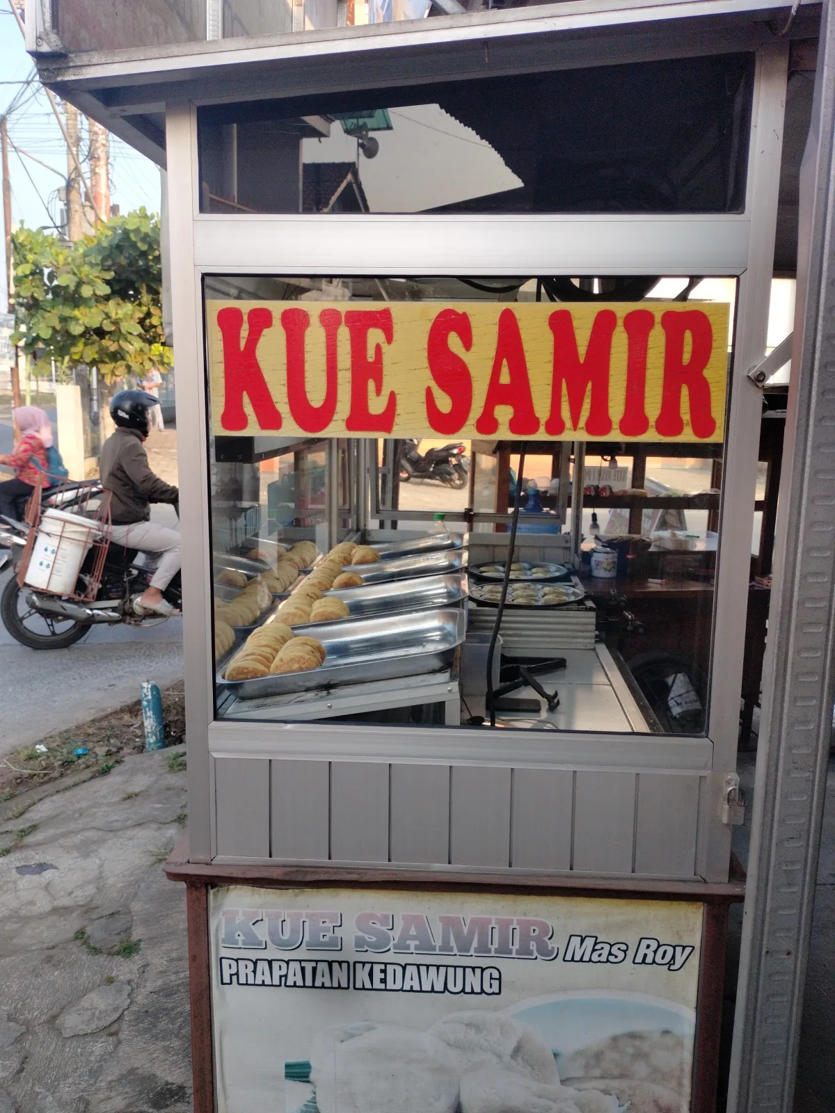 Kue Samir "Mas Roy"