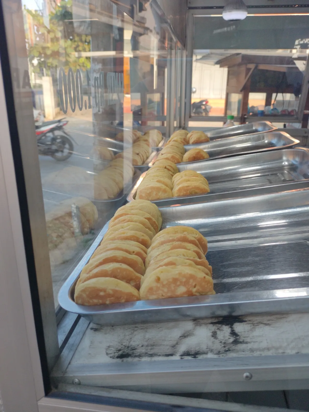 Kue Samir "Mas Roy"