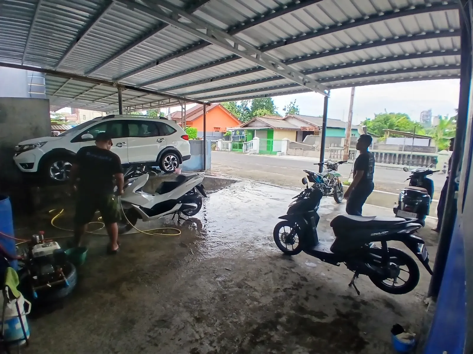 Laban Car Wash