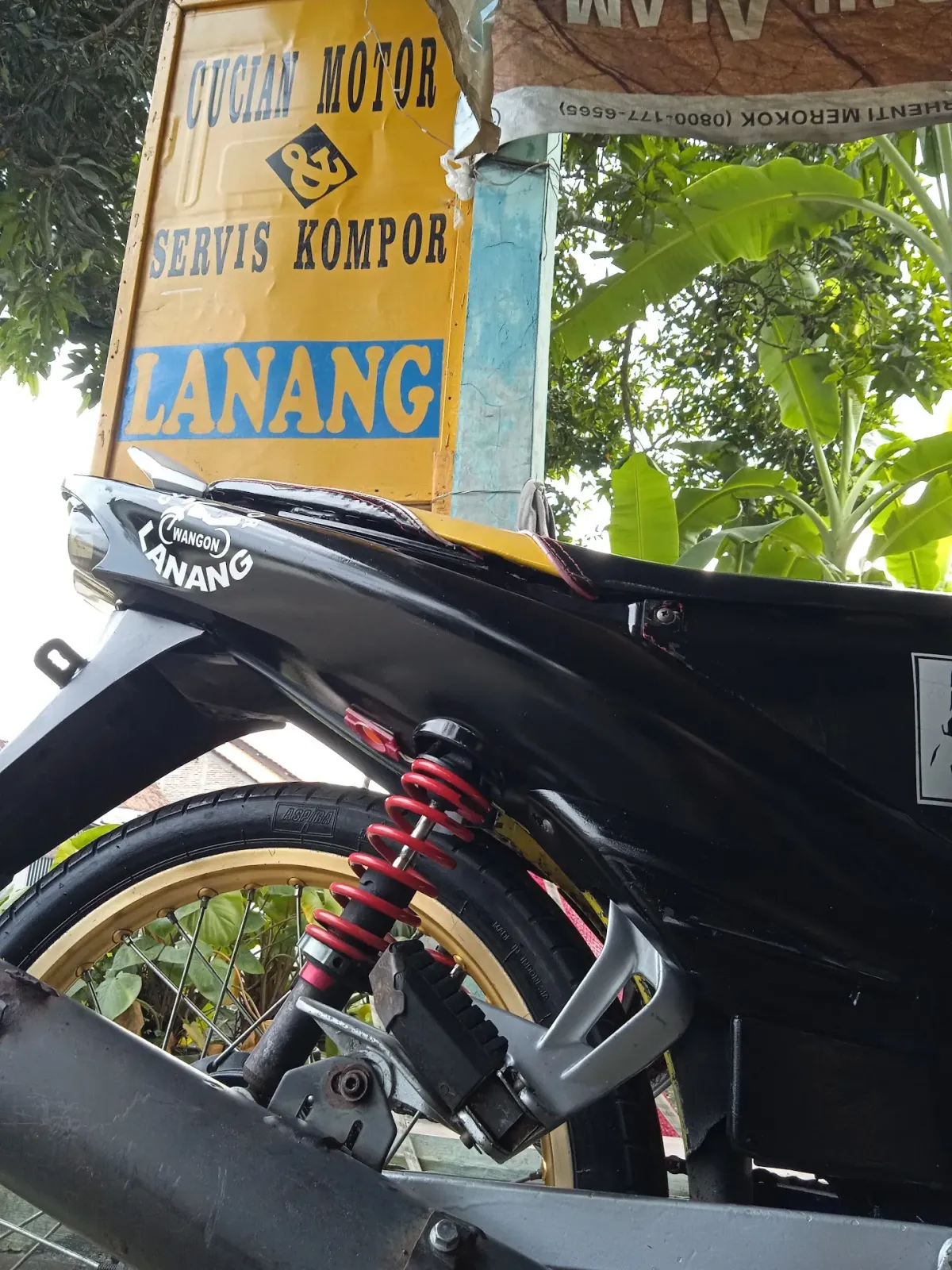 Lanang Steam Dan Servis Kompor