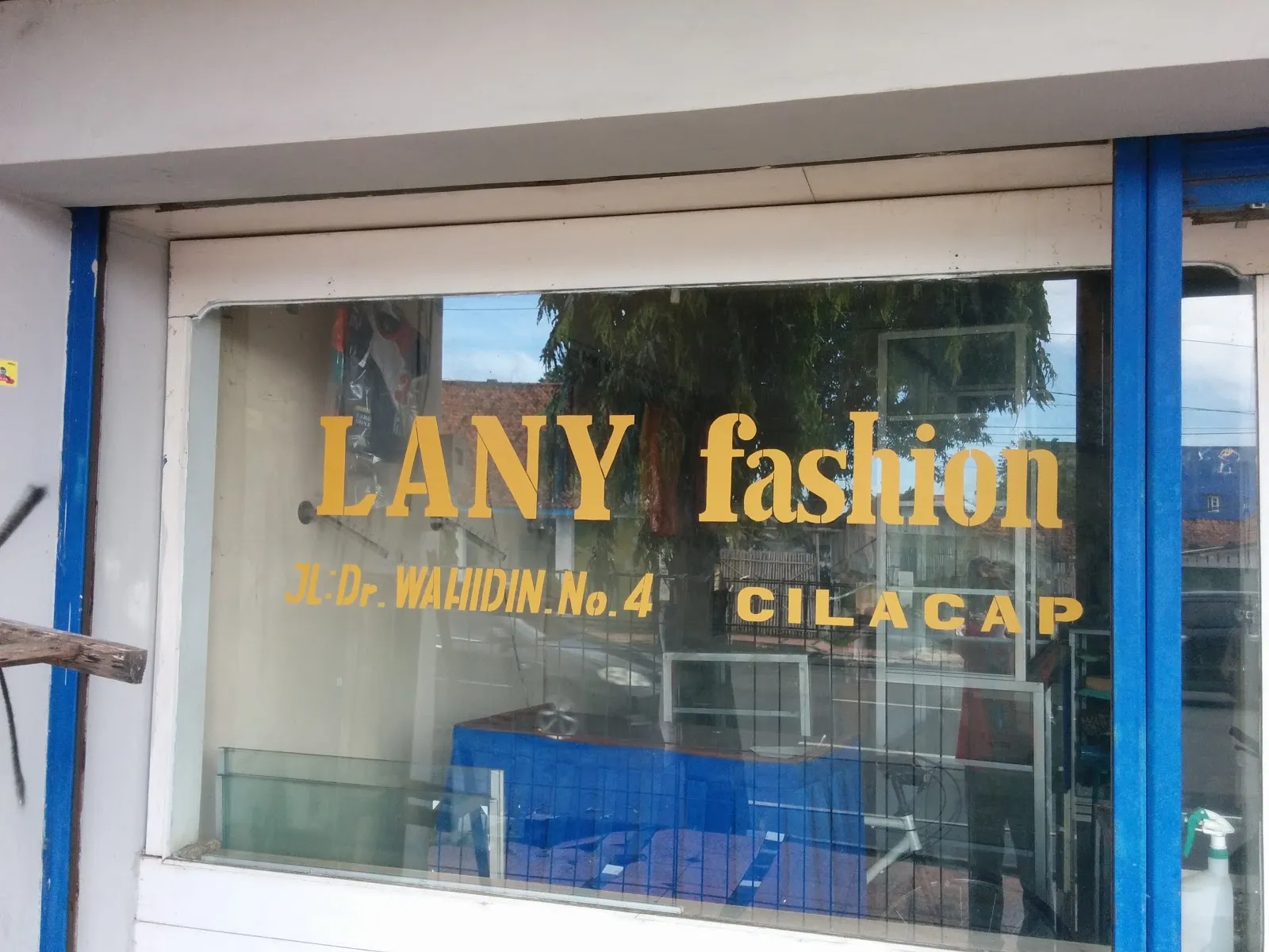 Lany Fashion