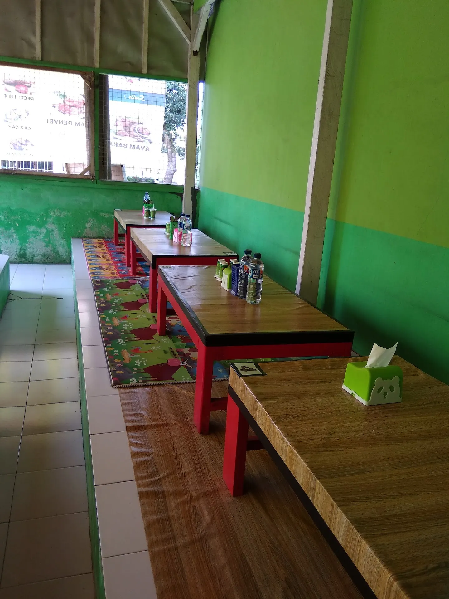 Lesehan Halalan Mas Wahyu