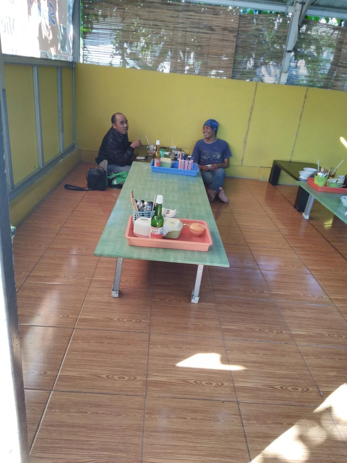 Lesehan Mang Leman