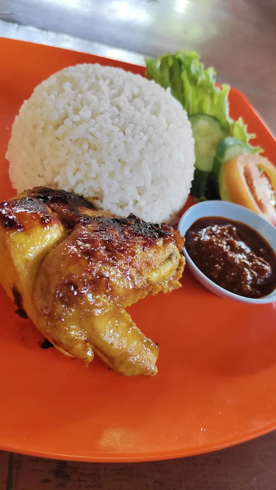 Lesehan TALENTA Cipta Rasa Kuliner Nusantara