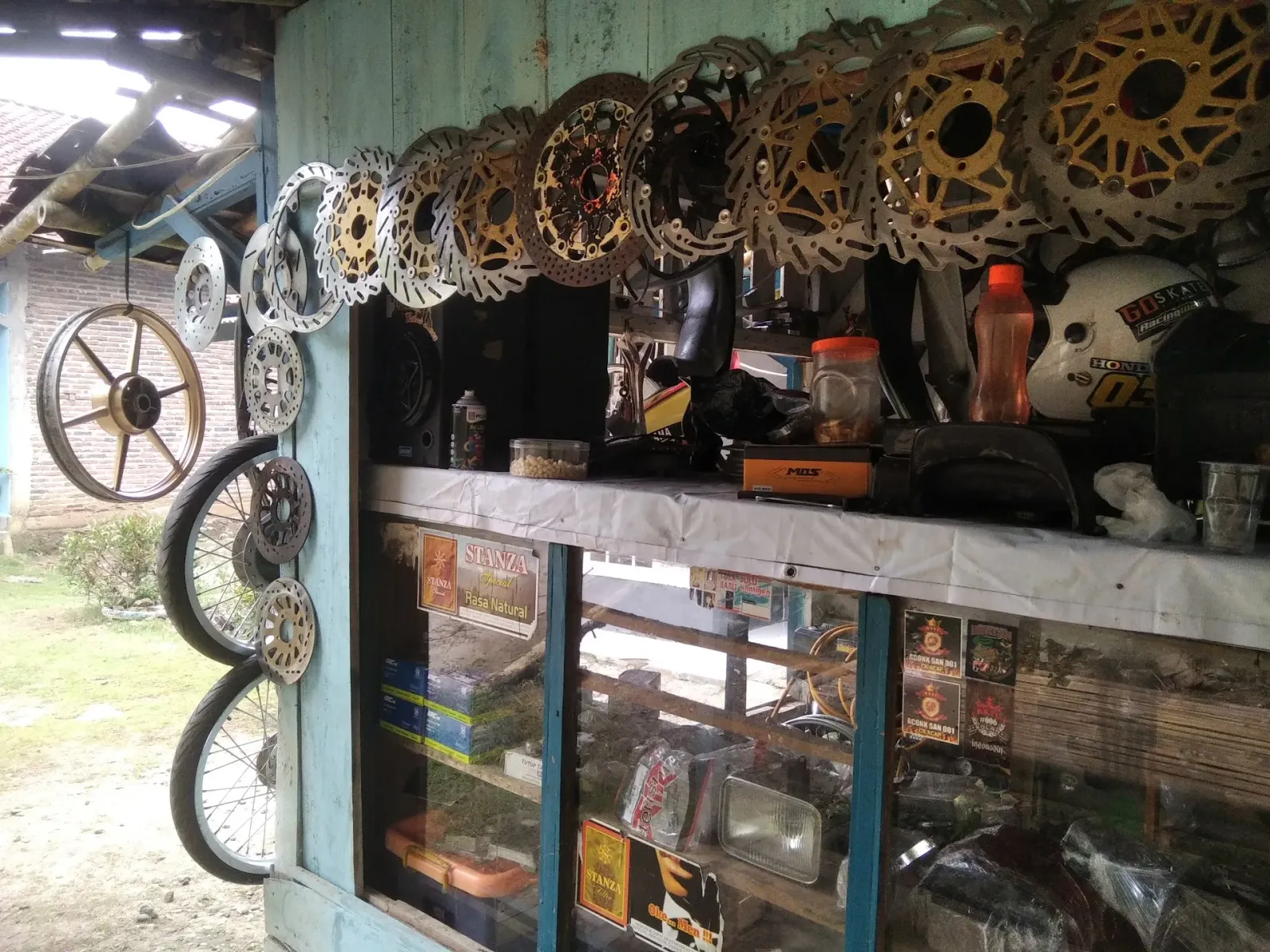 Limbah jaya motor