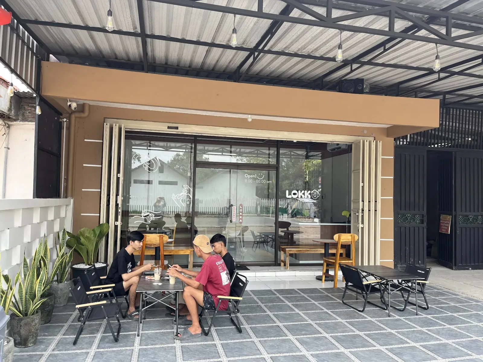 Lokka Coffee & Space